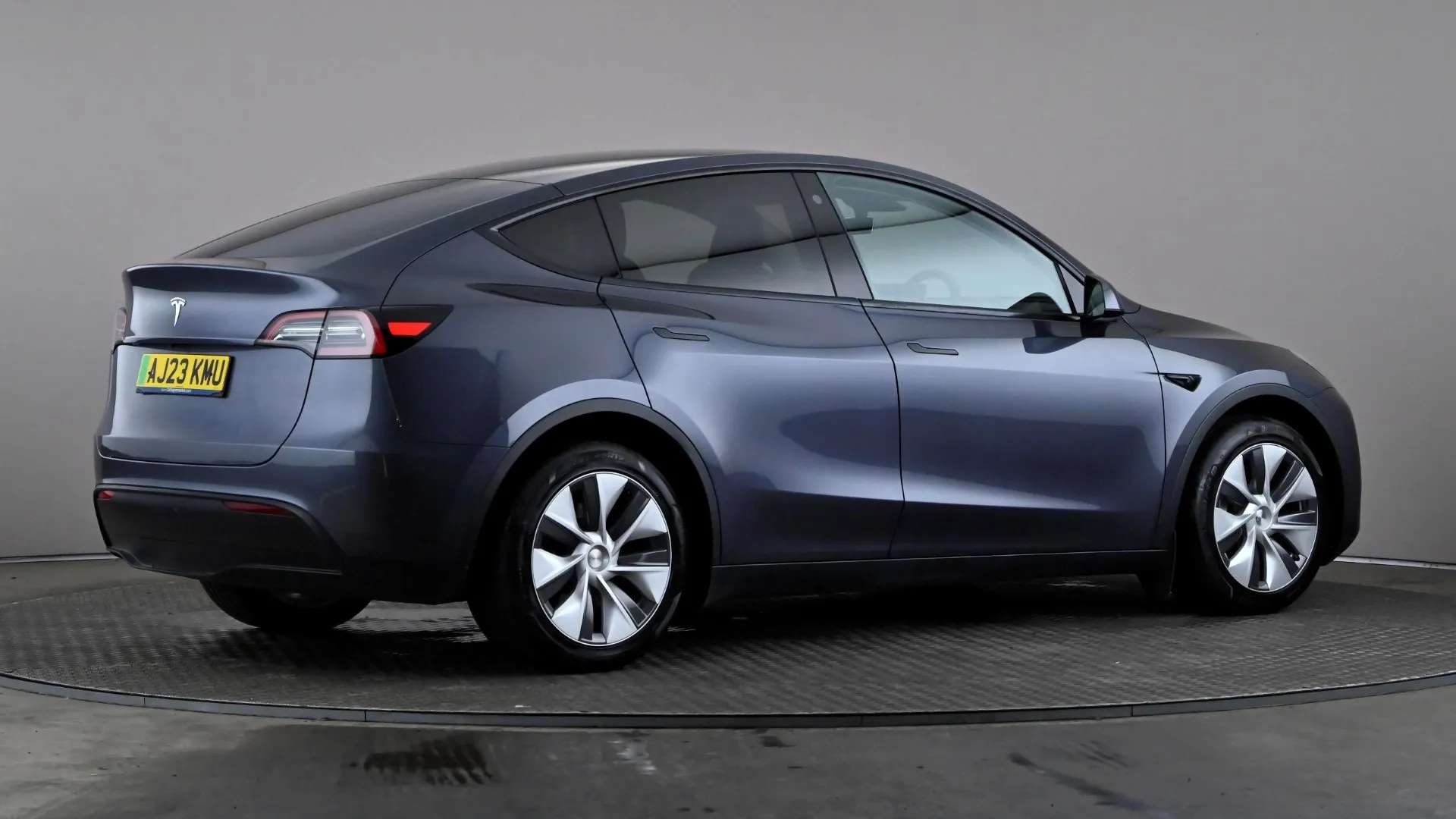 2023 TESLA MODEL Y 2023 TESLA MODEL Y