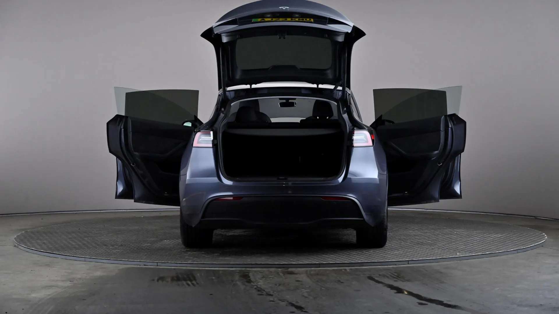 2023 TESLA MODEL Y 2023 TESLA MODEL Y
