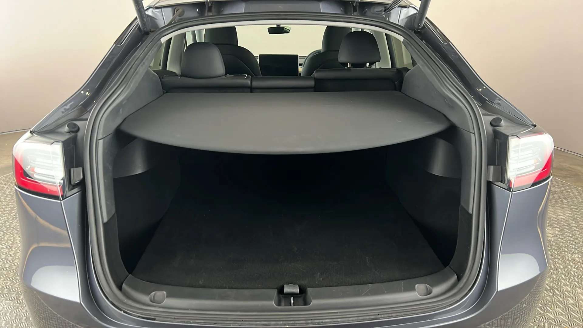 2023 TESLA MODEL Y 2023 TESLA MODEL Y