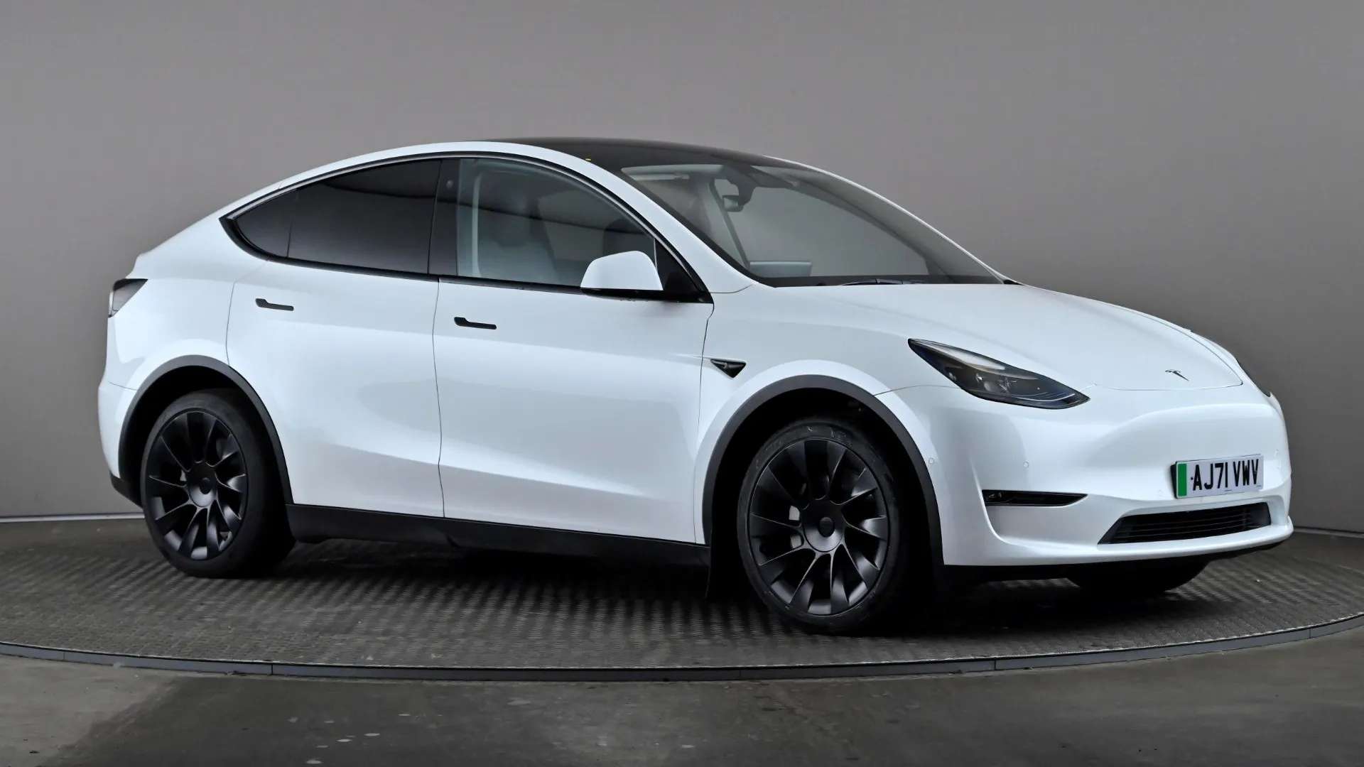 A 2022 TESLA MODEL Y Long Range AWD Auto A 2022 TESLA MODEL Y Long Range AWD Auto