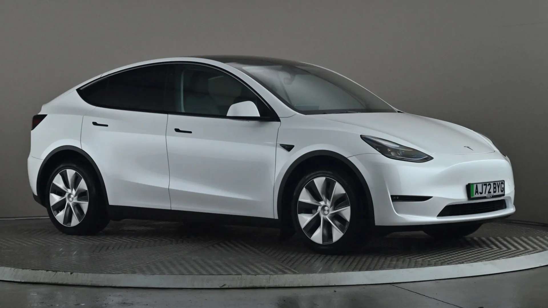 A 2022 TESLA MODEL Y Long Range AWD Auto A 2022 TESLA MODEL Y Long Range AWD Auto