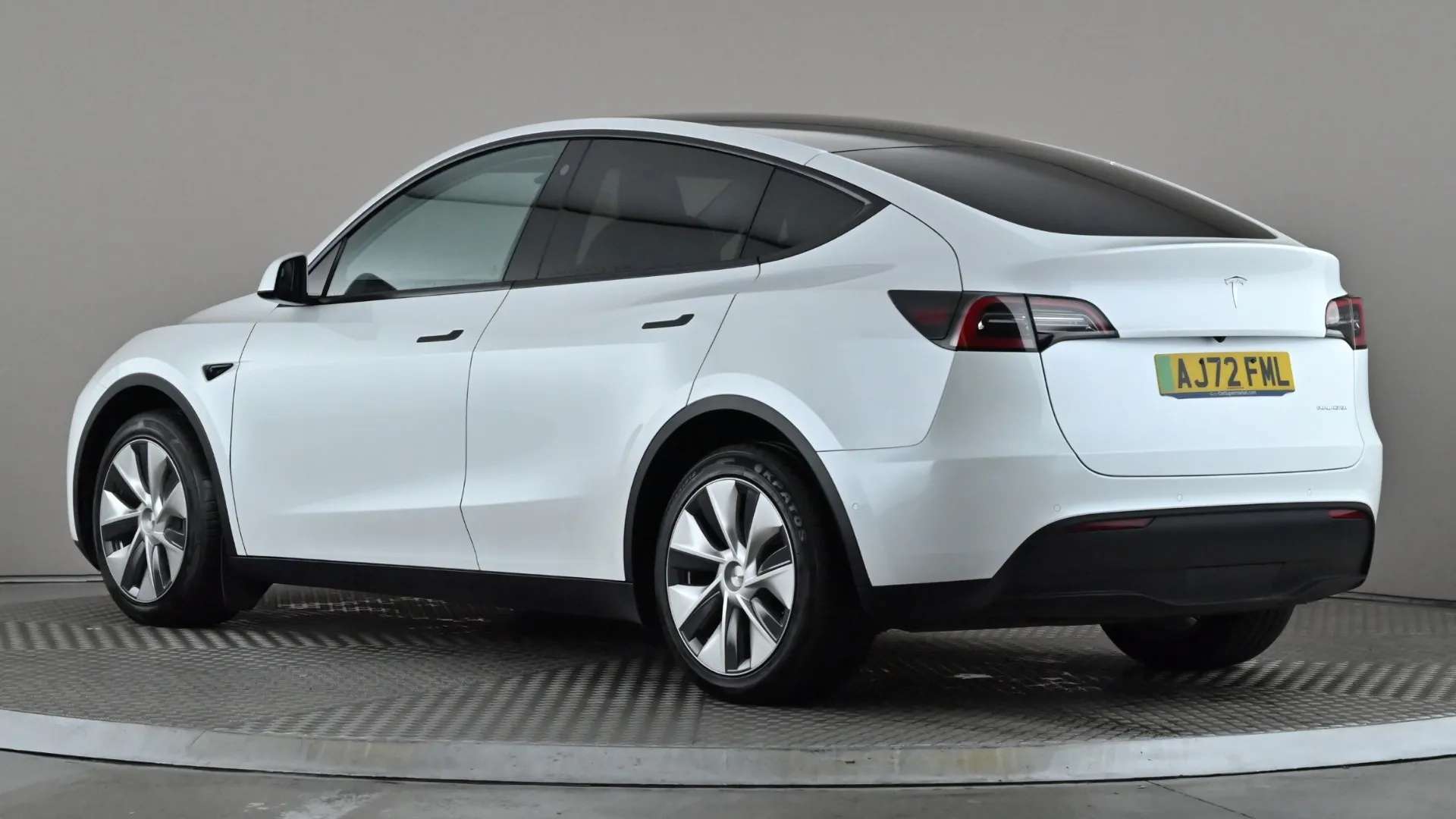 A 2022 TESLA MODEL Y Long Range AWD Auto A 2022 TESLA MODEL Y Long Range AWD Auto