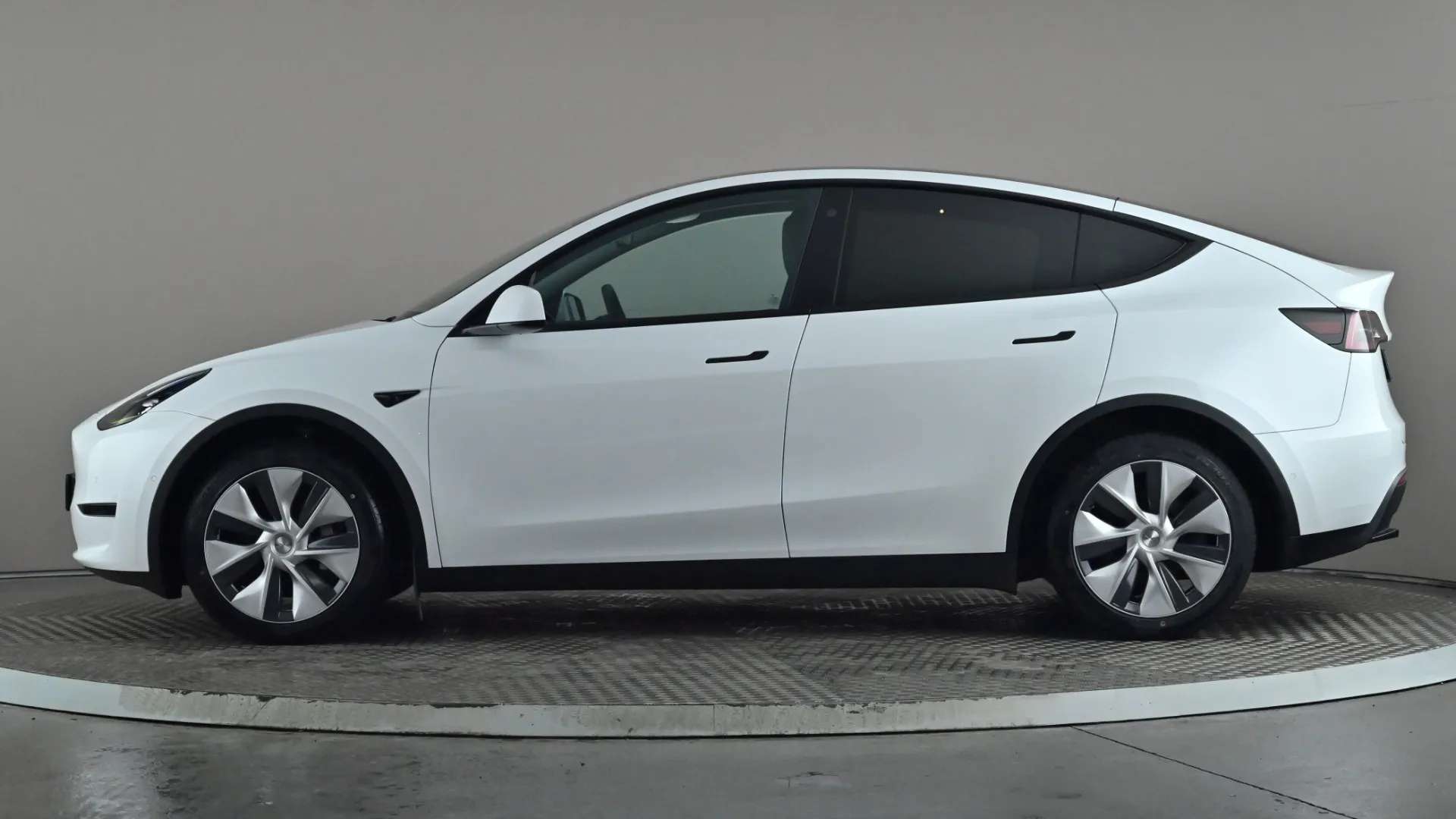 A 2022 TESLA MODEL Y Long Range AWD Auto A 2022 TESLA MODEL Y Long Range AWD Auto