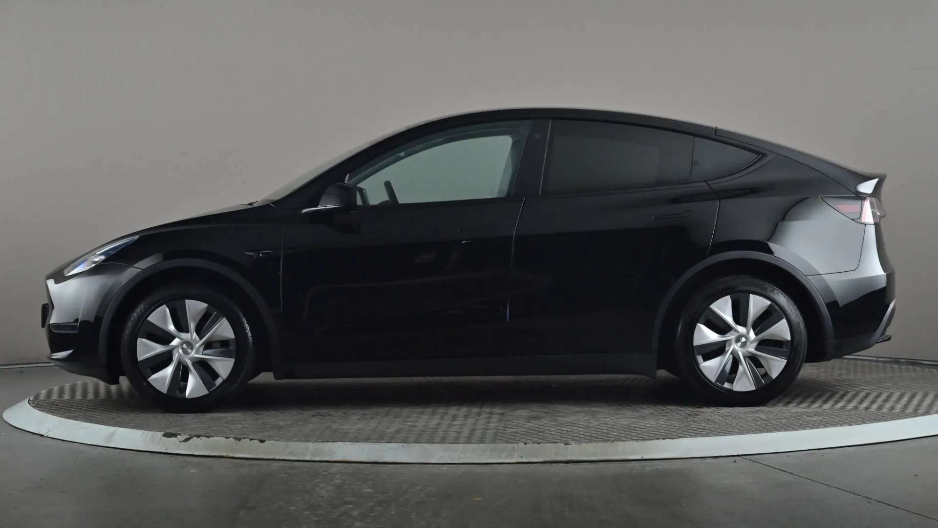 A 2022 TESLA MODEL Y Long Range AWD Auto A 2022 TESLA MODEL Y Long Range AWD Auto