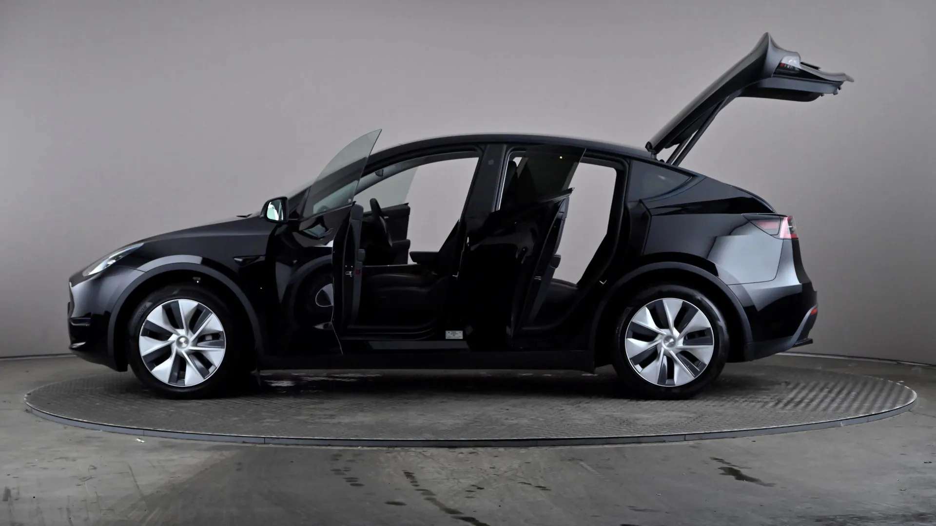2024 TESLA MODEL Y 2024 TESLA MODEL Y