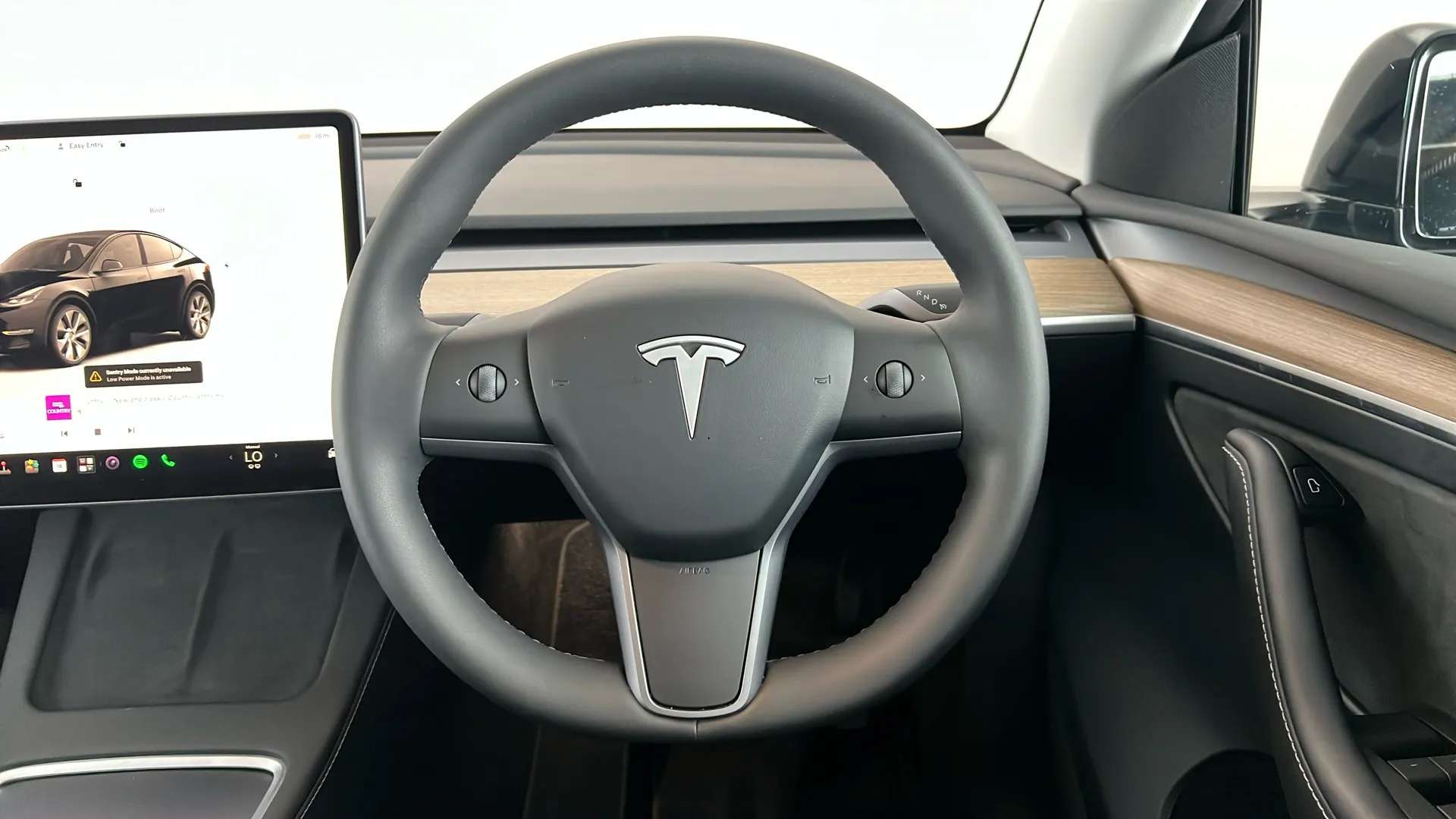 2024 TESLA MODEL Y 2024 TESLA MODEL Y