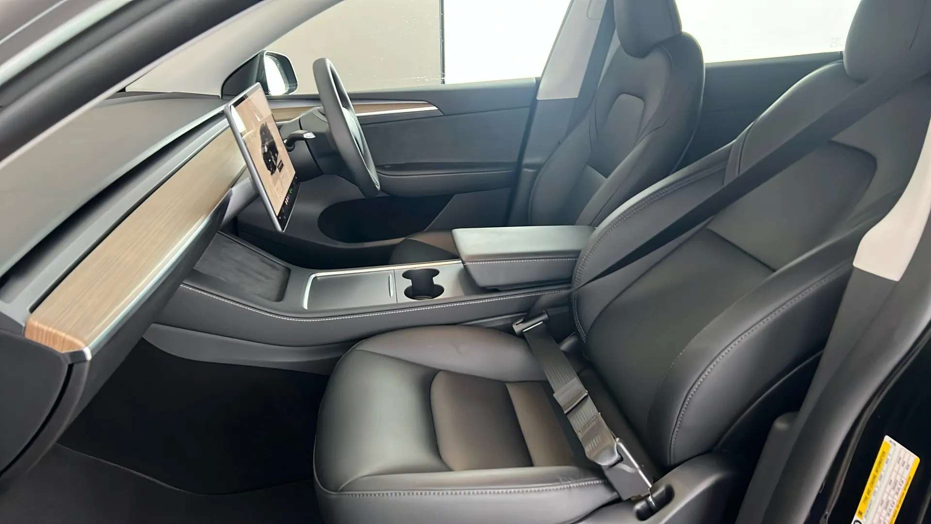2024 TESLA MODEL Y 2024 TESLA MODEL Y