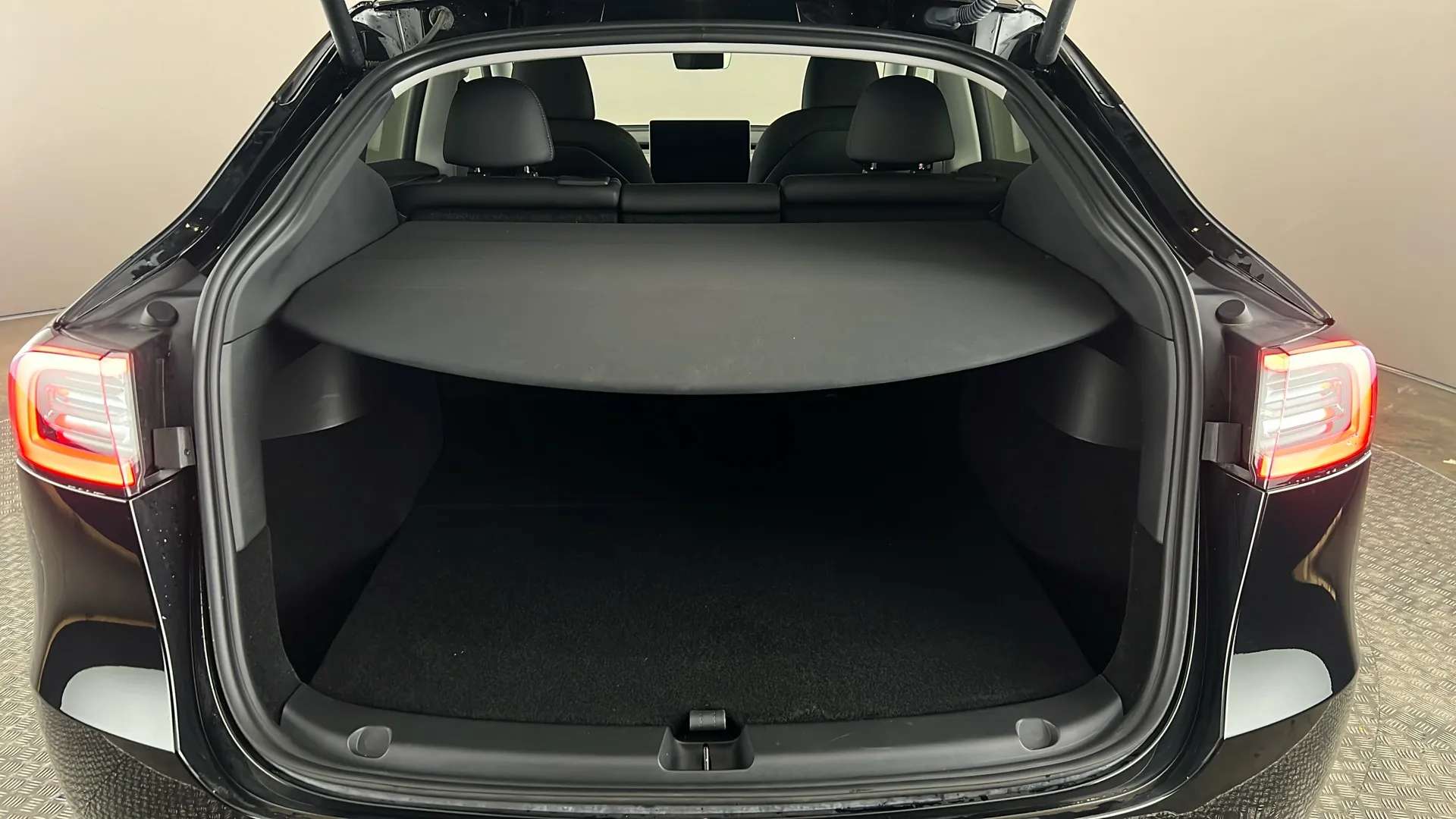 2024 TESLA MODEL Y 2024 TESLA MODEL Y