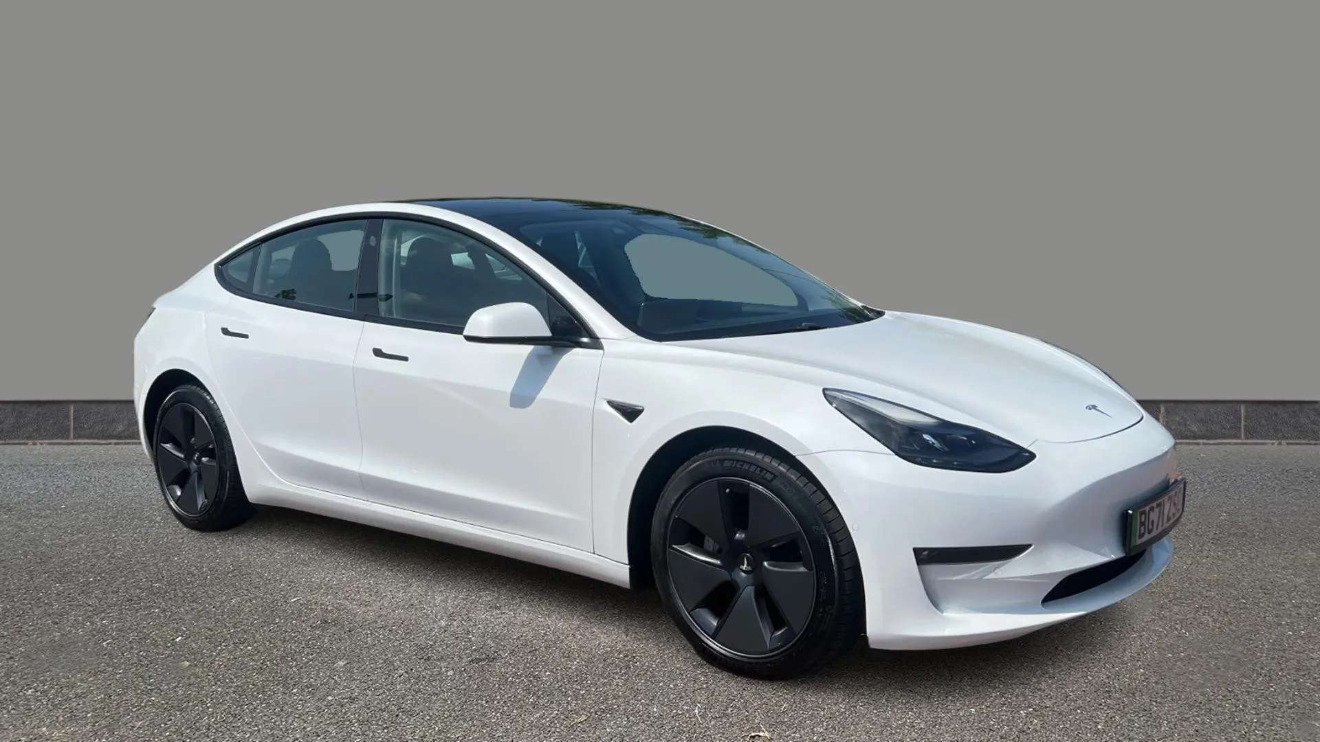 A 2021 TESLA MODEL 3 Long Range AWD Auto A 2021 TESLA MODEL 3 Long Range AWD Auto