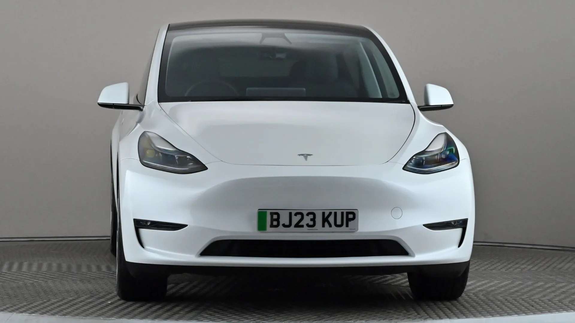 A 2023 TESLA MODEL Y Long Range AWD Auto A 2023 TESLA MODEL Y Long Range AWD Auto