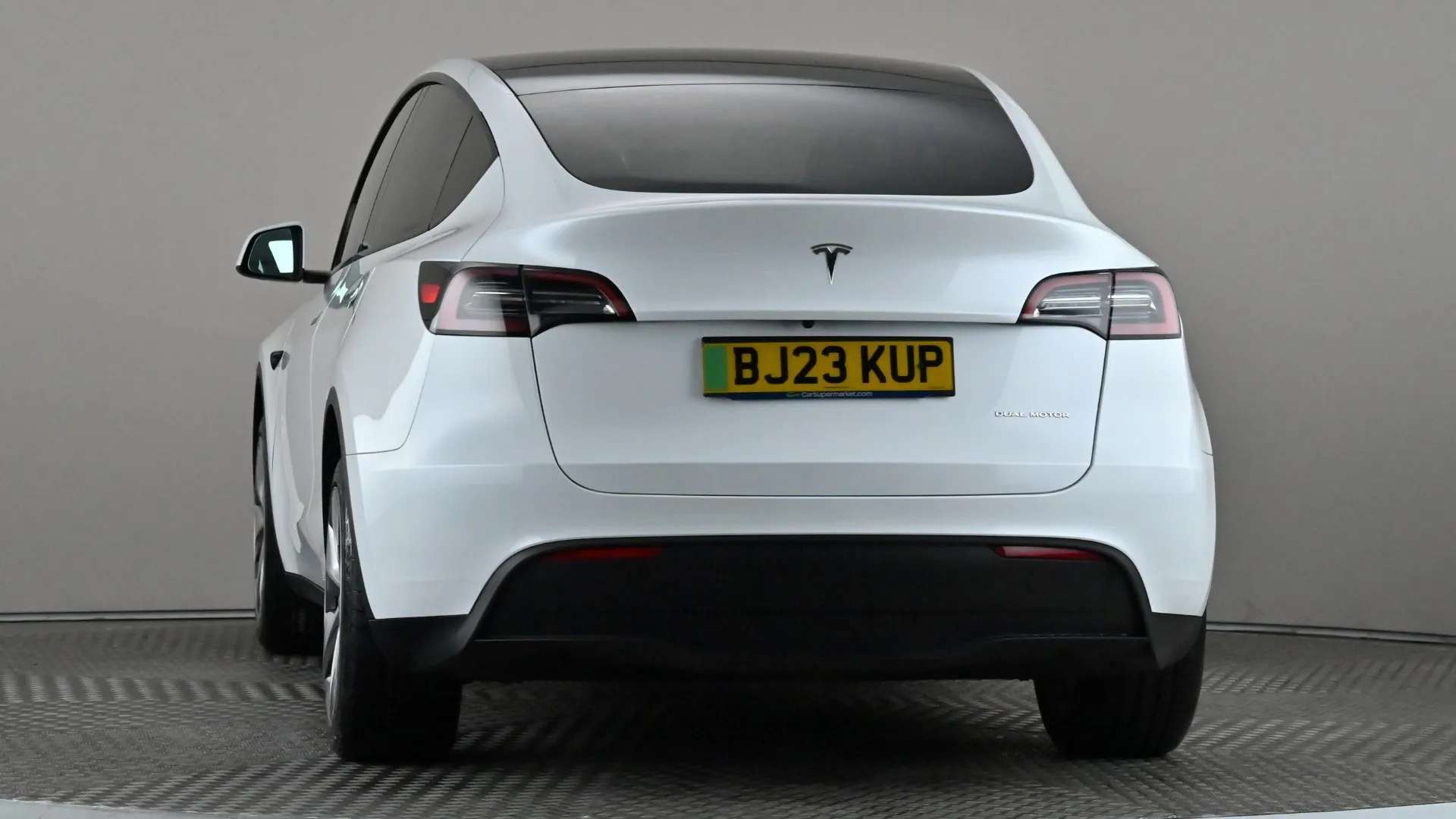 2023 TESLA MODEL Y 2023 TESLA MODEL Y