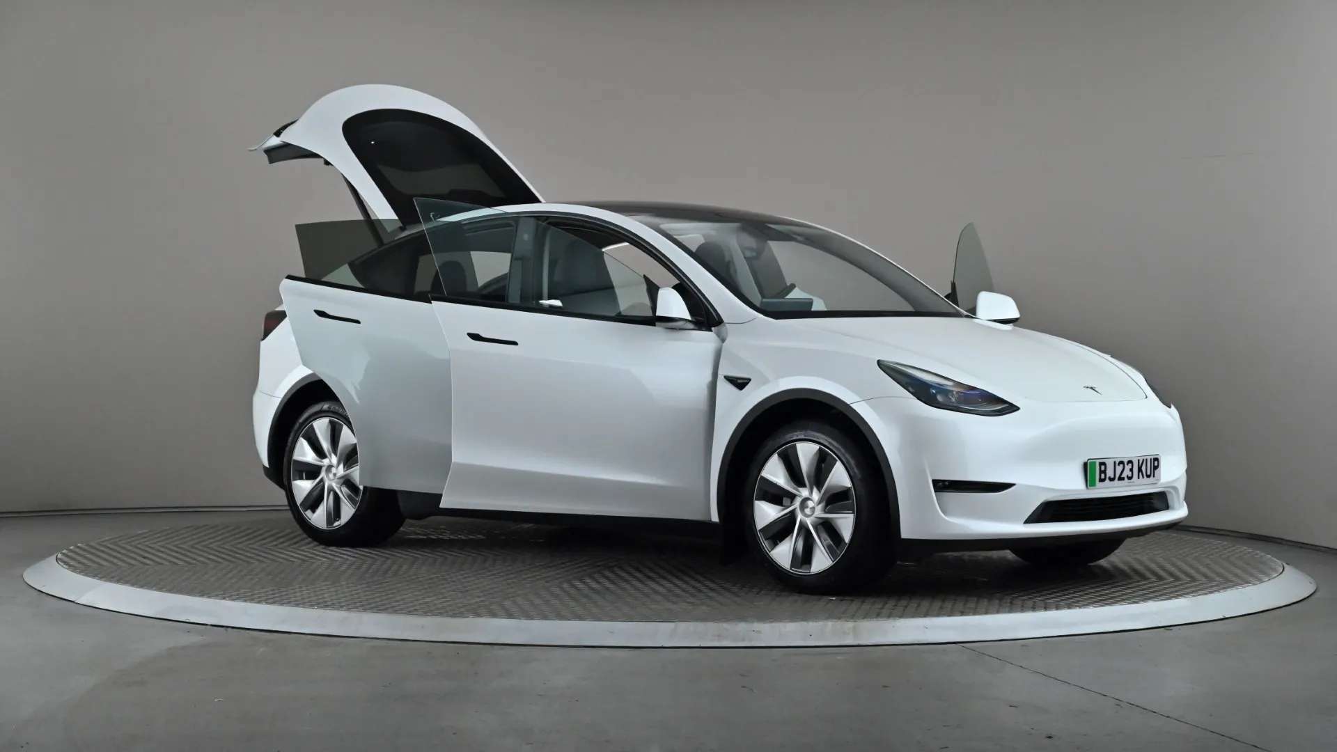 2023 TESLA MODEL Y 2023 TESLA MODEL Y