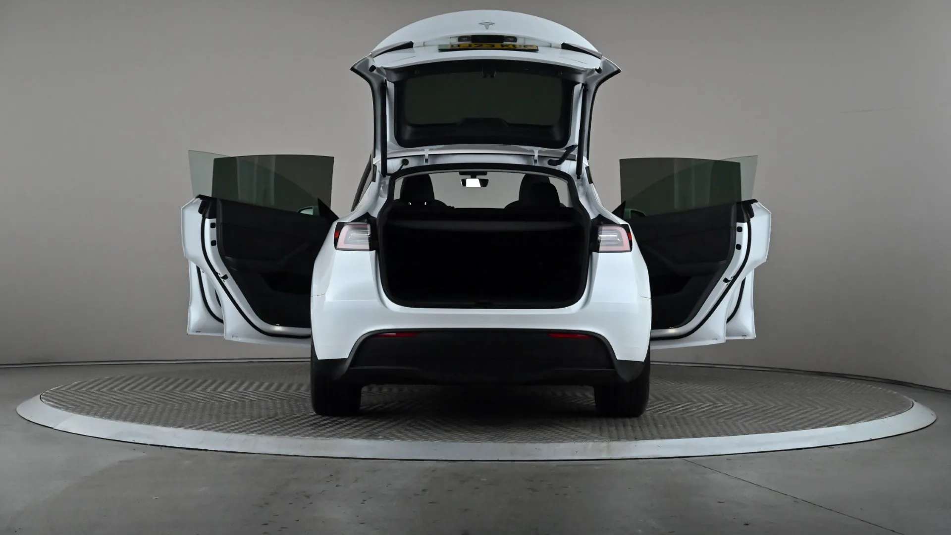 2023 TESLA MODEL Y 2023 TESLA MODEL Y