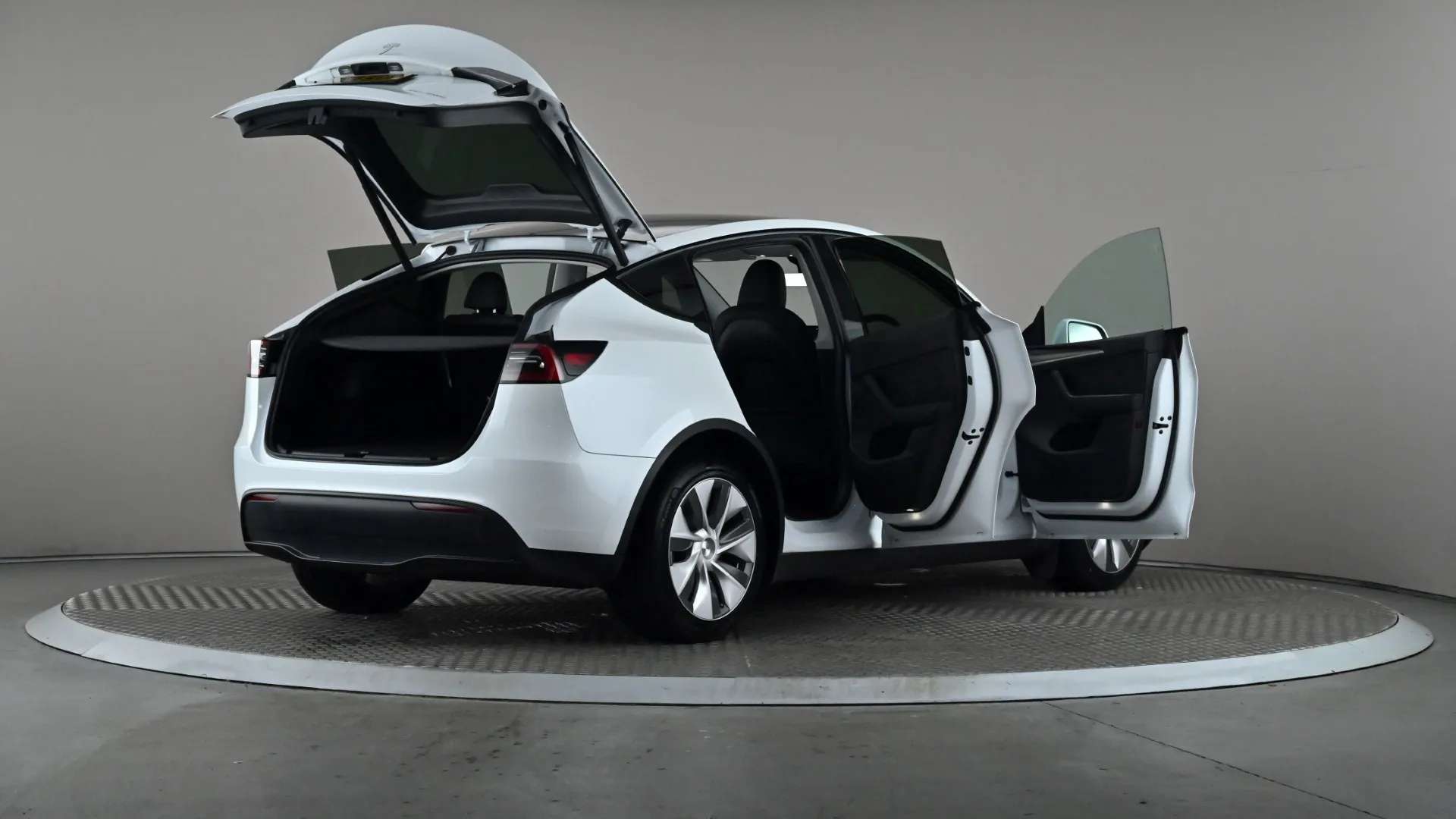 2023 TESLA MODEL Y 2023 TESLA MODEL Y