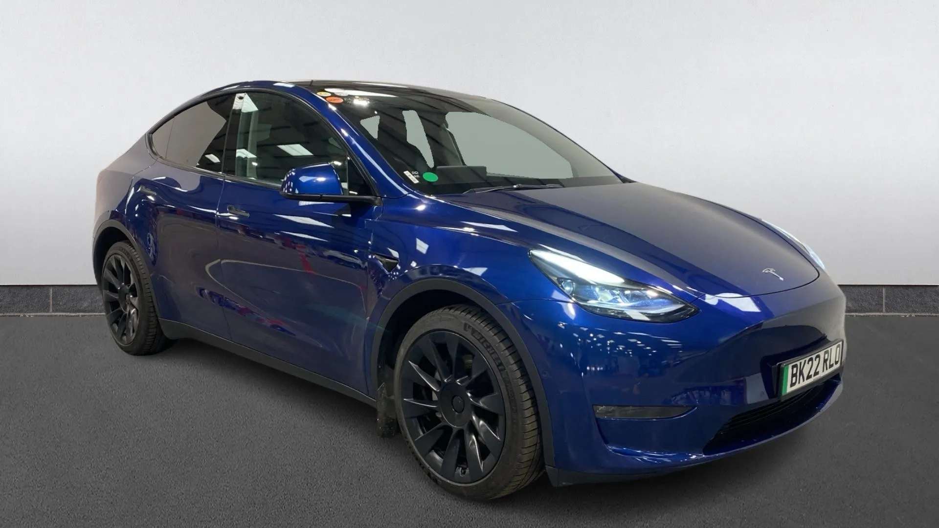 A 2022 TESLA MODEL Y Long Range AWD Auto A 2022 TESLA MODEL Y Long Range AWD Auto