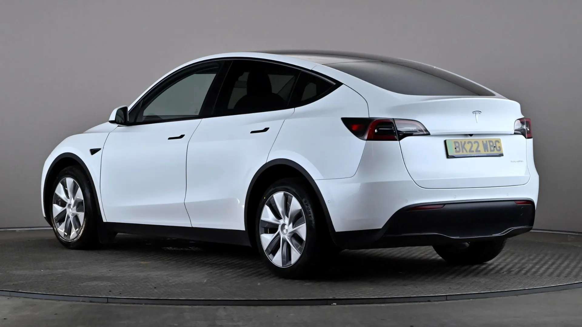 A 2022 TESLA MODEL Y Long Range AWD Auto A 2022 TESLA MODEL Y Long Range AWD Auto