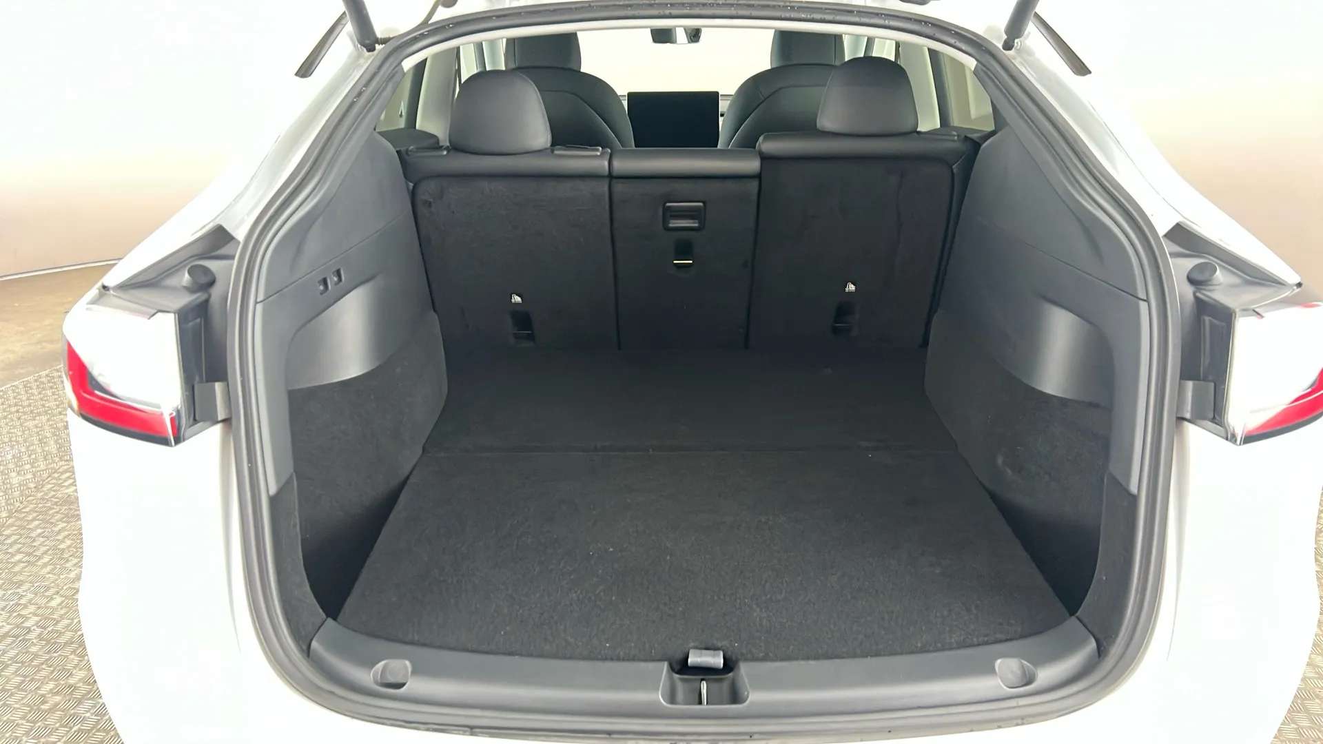 2022 TESLA MODEL Y 2022 TESLA MODEL Y