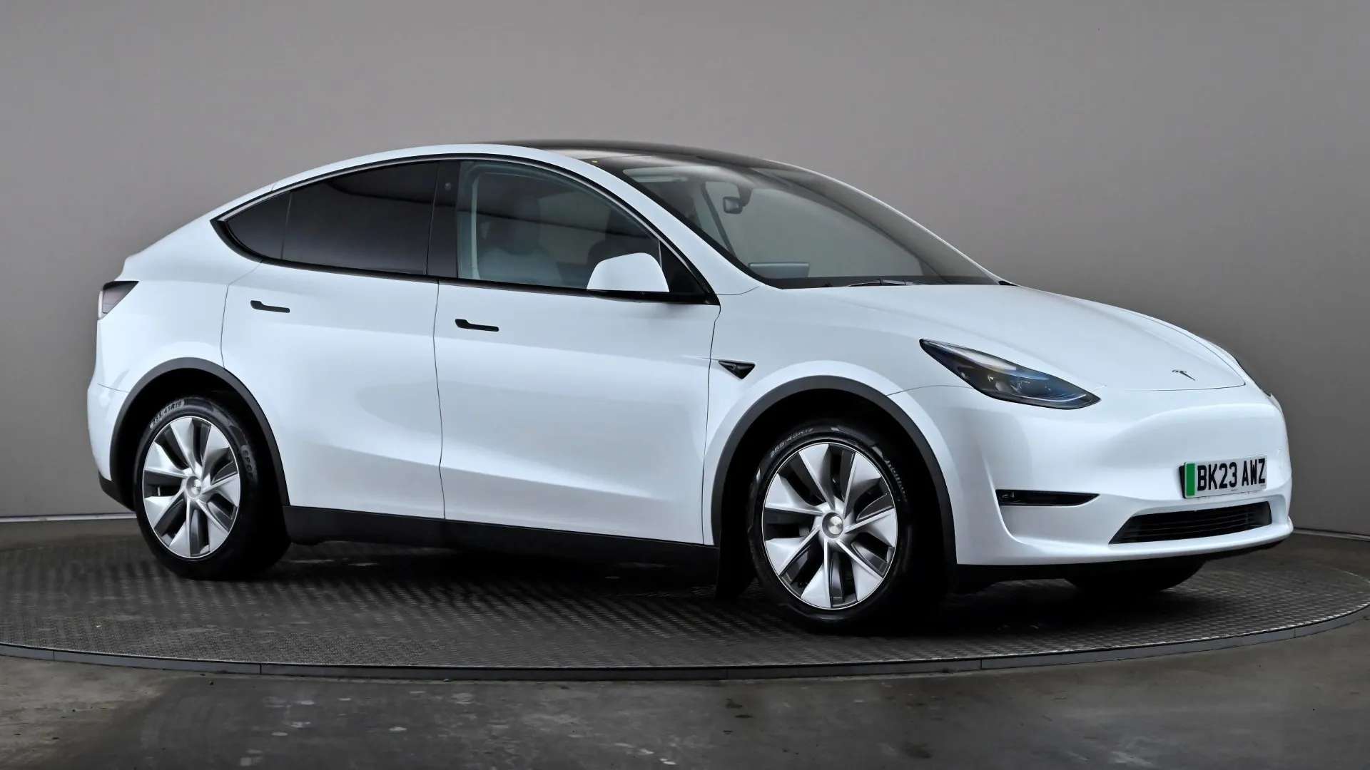 A 2023 TESLA MODEL Y Long Range AWD Auto A 2023 TESLA MODEL Y Long Range AWD Auto