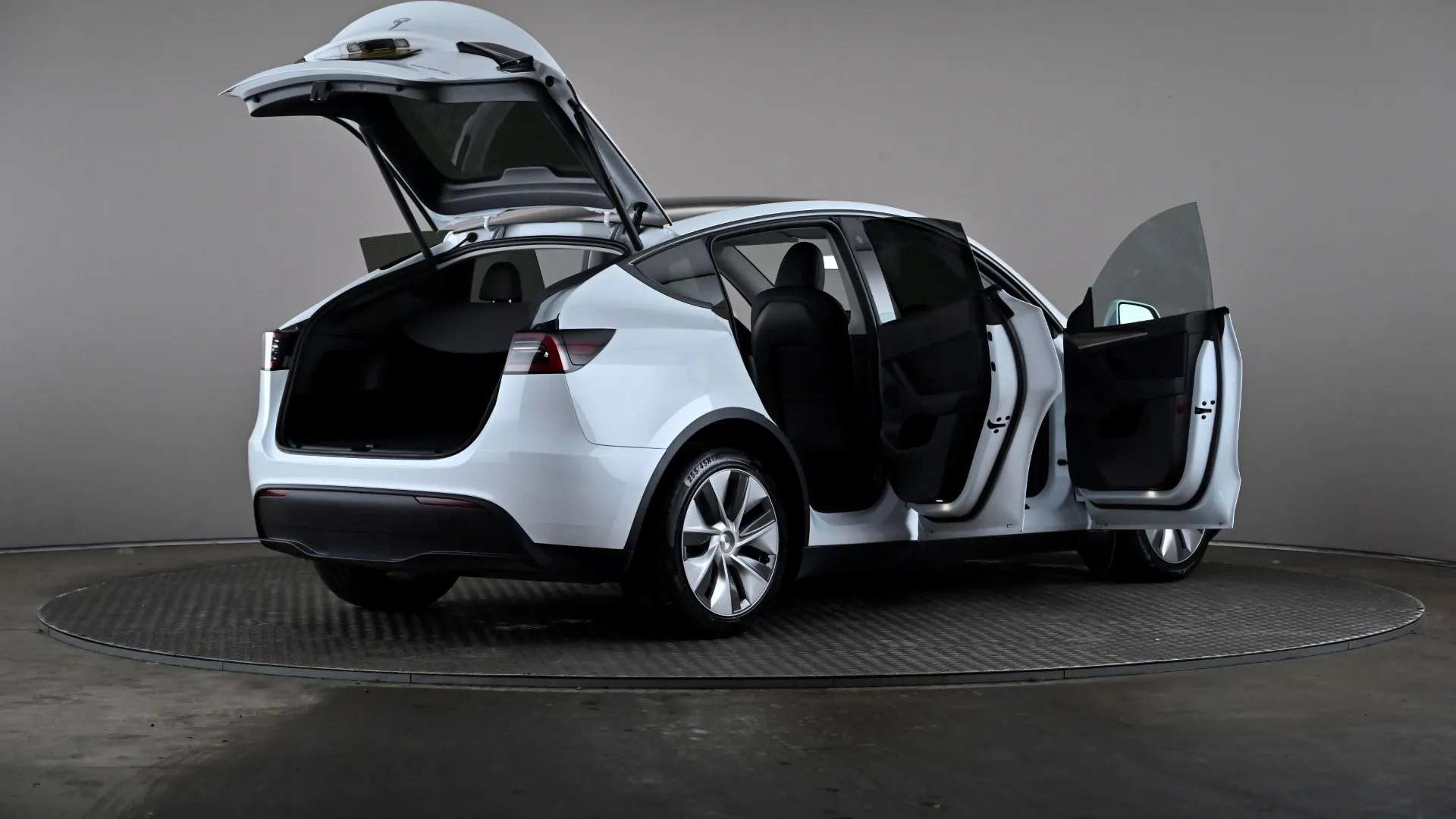 2023 TESLA MODEL Y 2023 TESLA MODEL Y