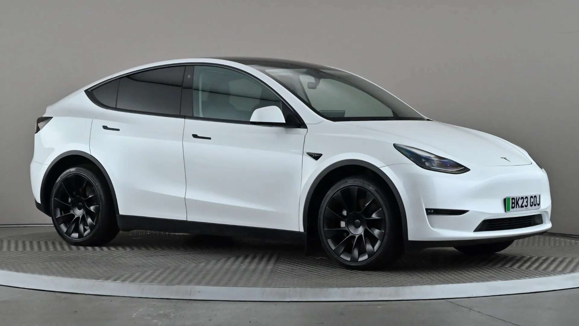 A 2023 TESLA MODEL Y Long Range AWD Auto A 2023 TESLA MODEL Y Long Range AWD Auto