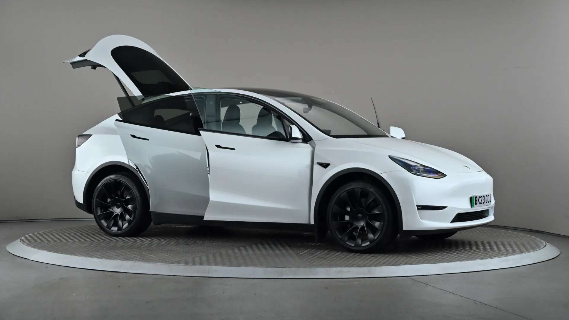 2023 TESLA MODEL Y 2023 TESLA MODEL Y
