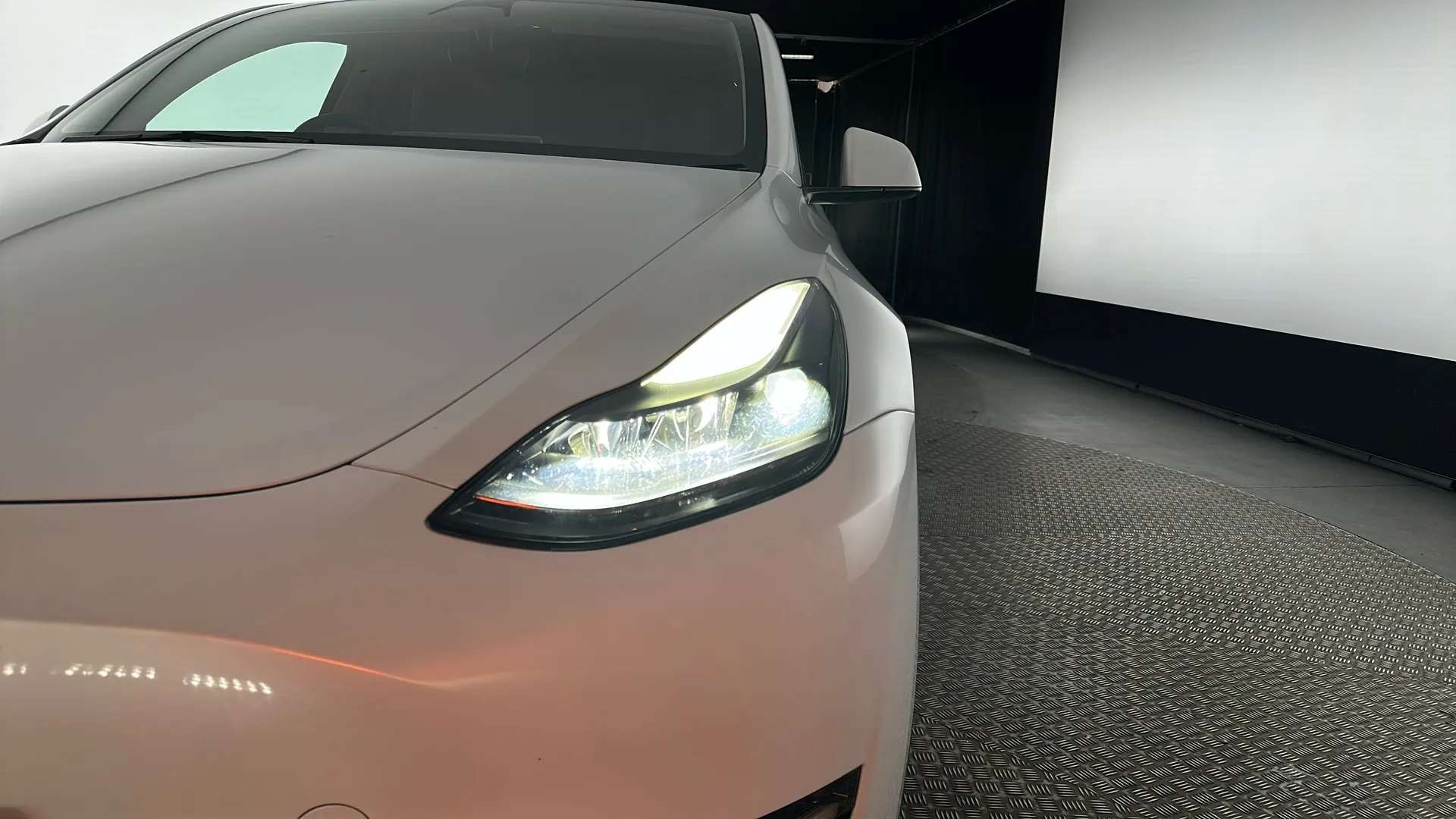 2023 TESLA MODEL Y 2023 TESLA MODEL Y