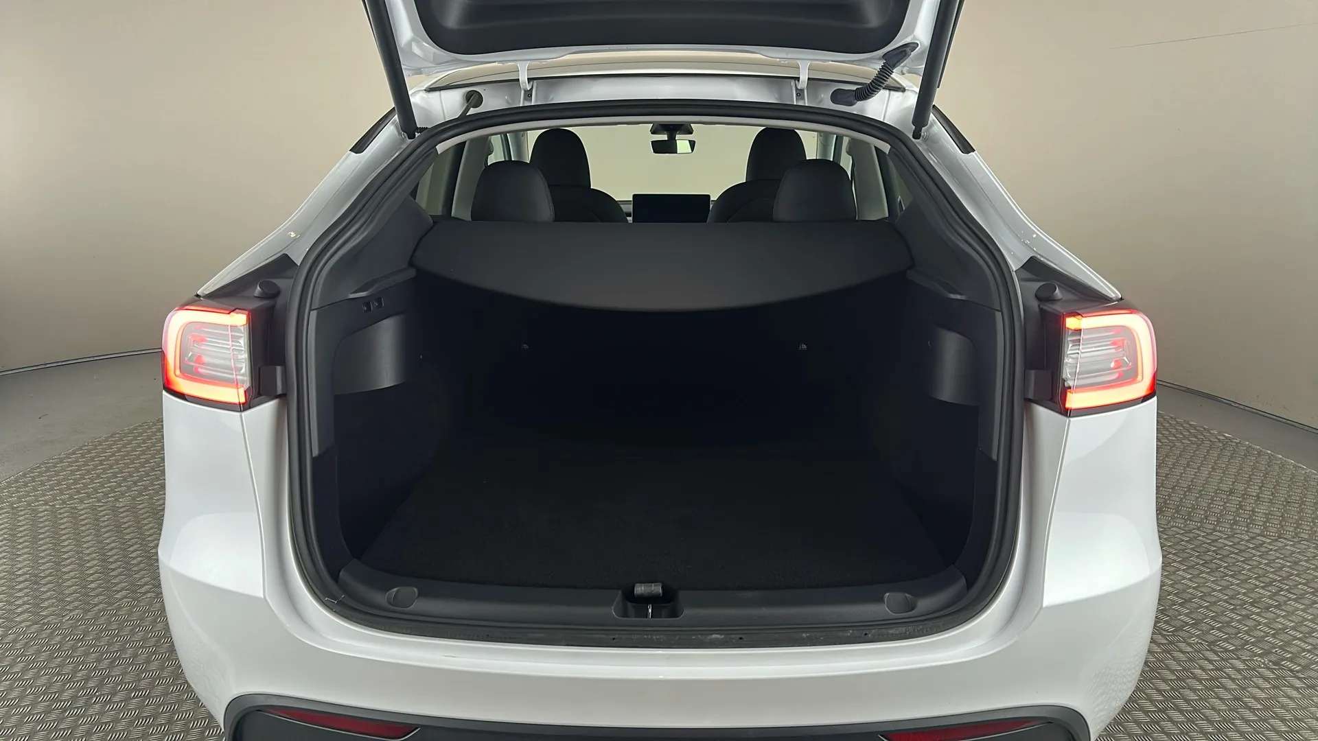 2023 TESLA MODEL Y 2023 TESLA MODEL Y