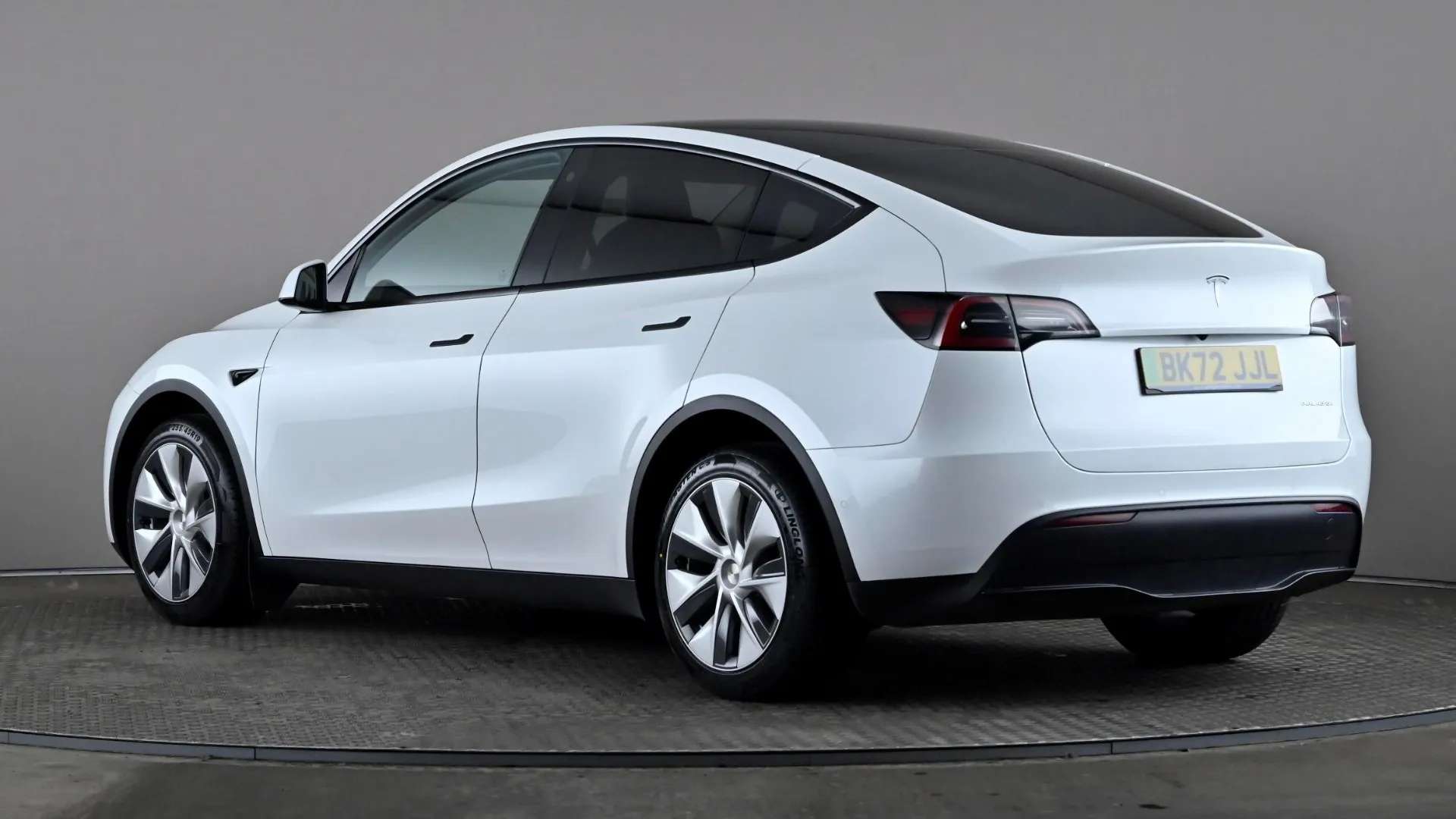 A 2022 TESLA MODEL Y Long Range AWD Auto A 2022 TESLA MODEL Y Long Range AWD Auto