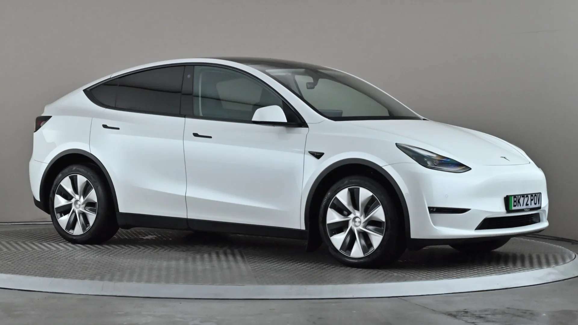 A 2022 TESLA MODEL Y Long Range AWD Auto A 2022 TESLA MODEL Y Long Range AWD Auto