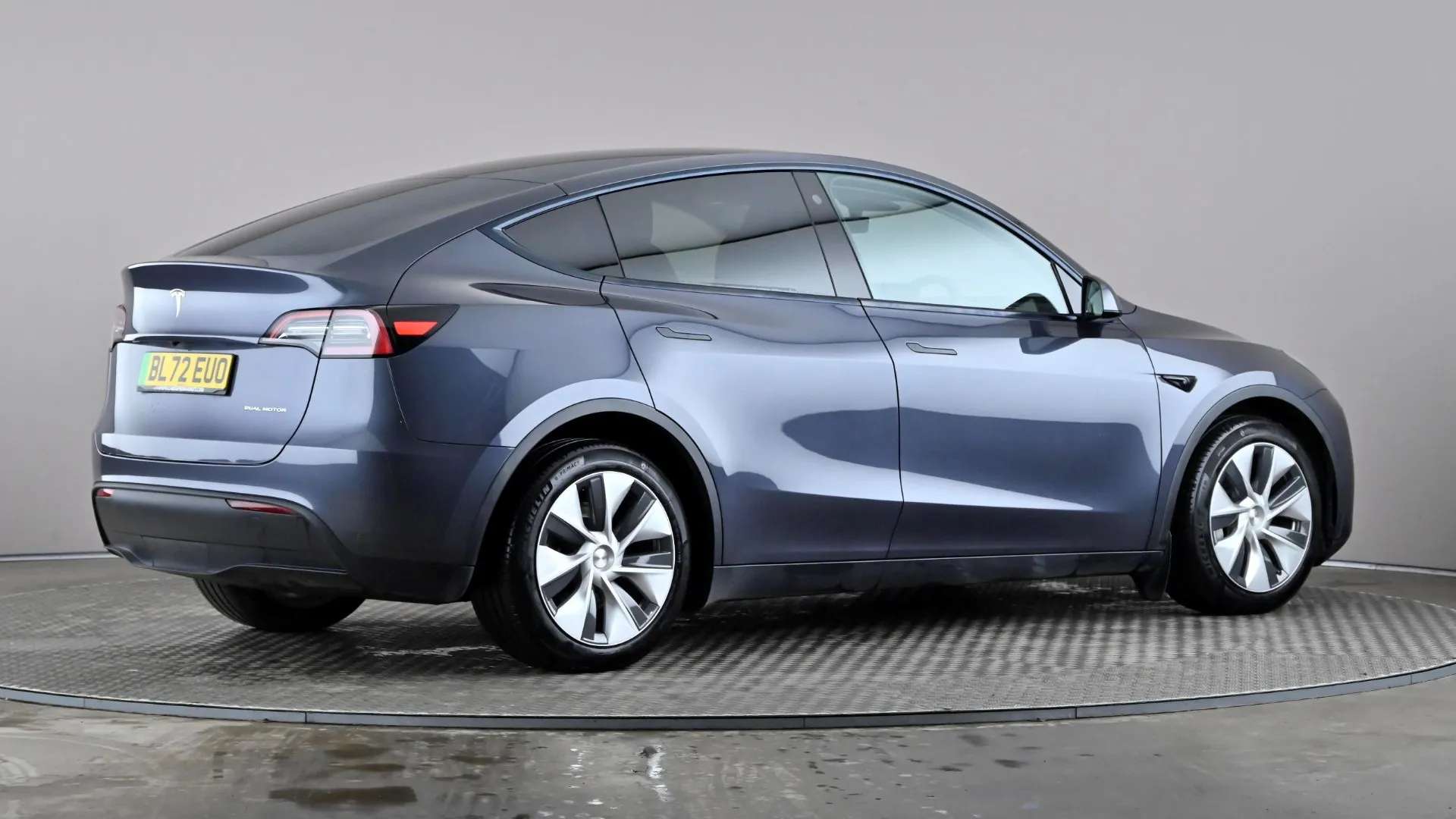 2022 TESLA MODEL Y 2022 TESLA MODEL Y