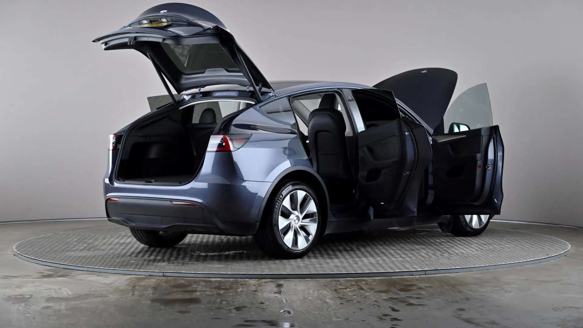 2022 TESLA MODEL Y 2022 TESLA MODEL Y