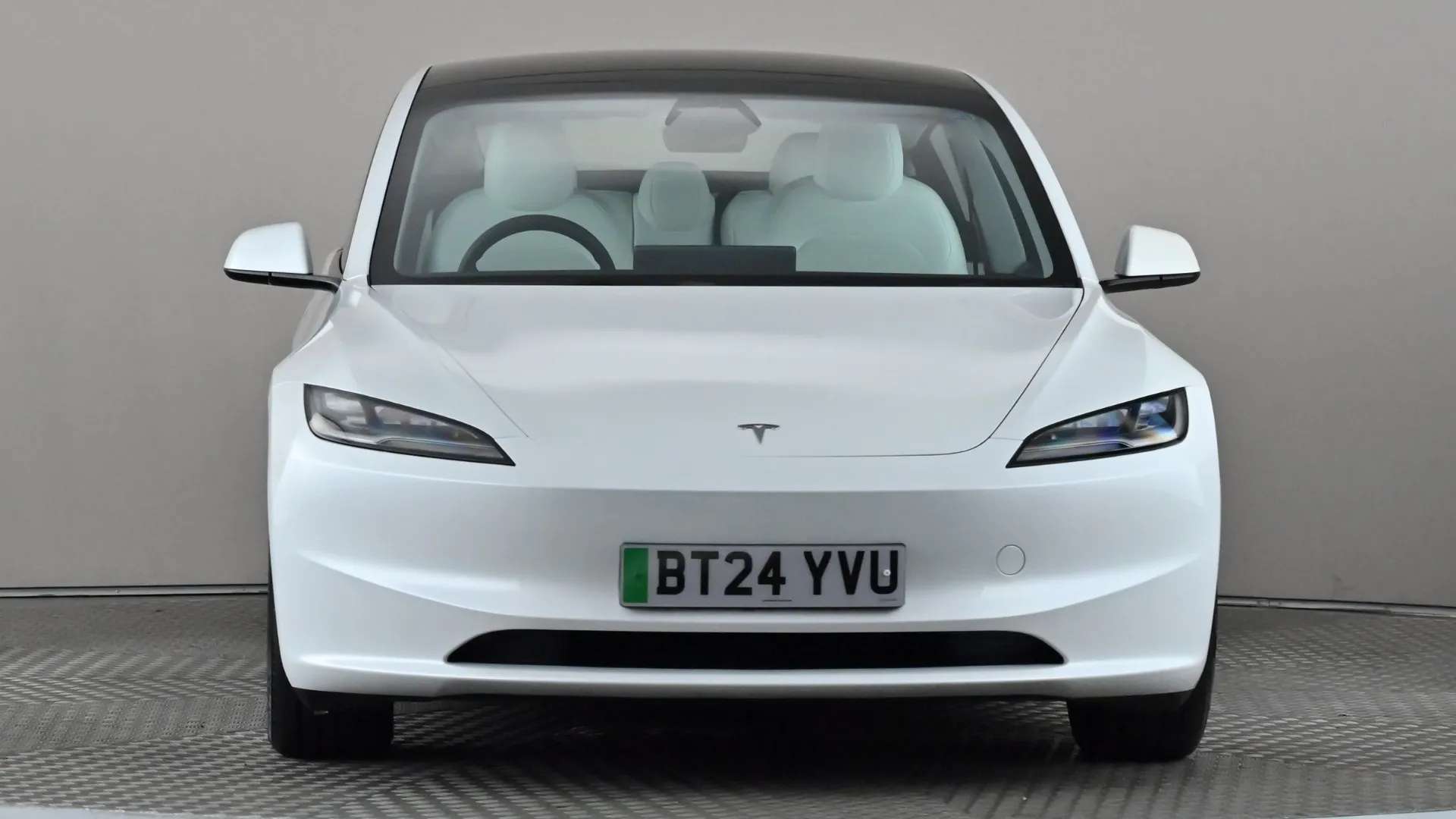 A 2024 TESLA MODEL 3 Long Range AWD Auto A 2024 TESLA MODEL 3 Long Range AWD Auto