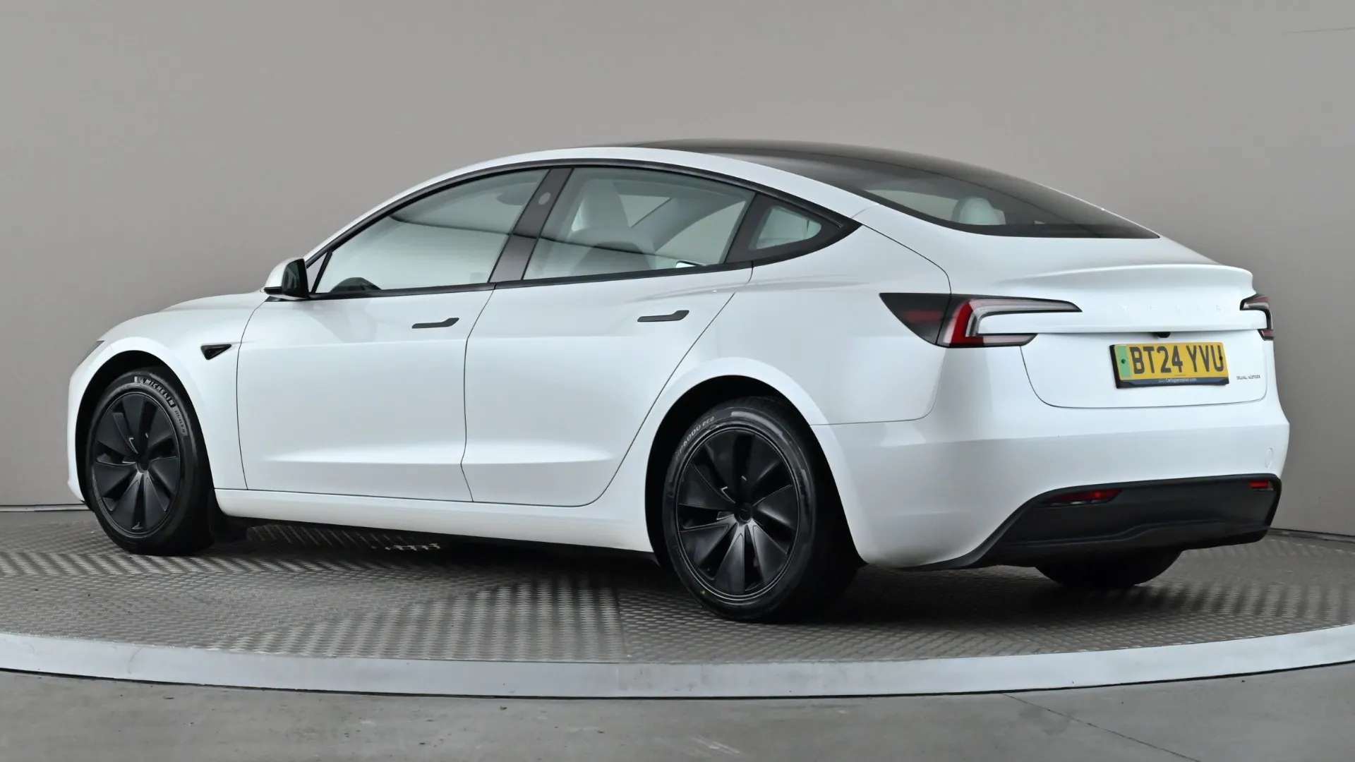 A 2024 TESLA MODEL 3 Long Range AWD Auto A 2024 TESLA MODEL 3 Long Range AWD Auto