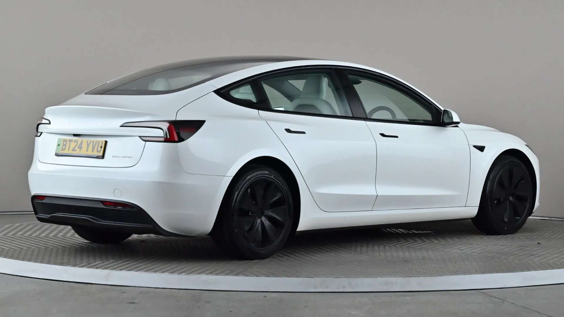 2024 TESLA MODEL 3 2024 TESLA MODEL 3