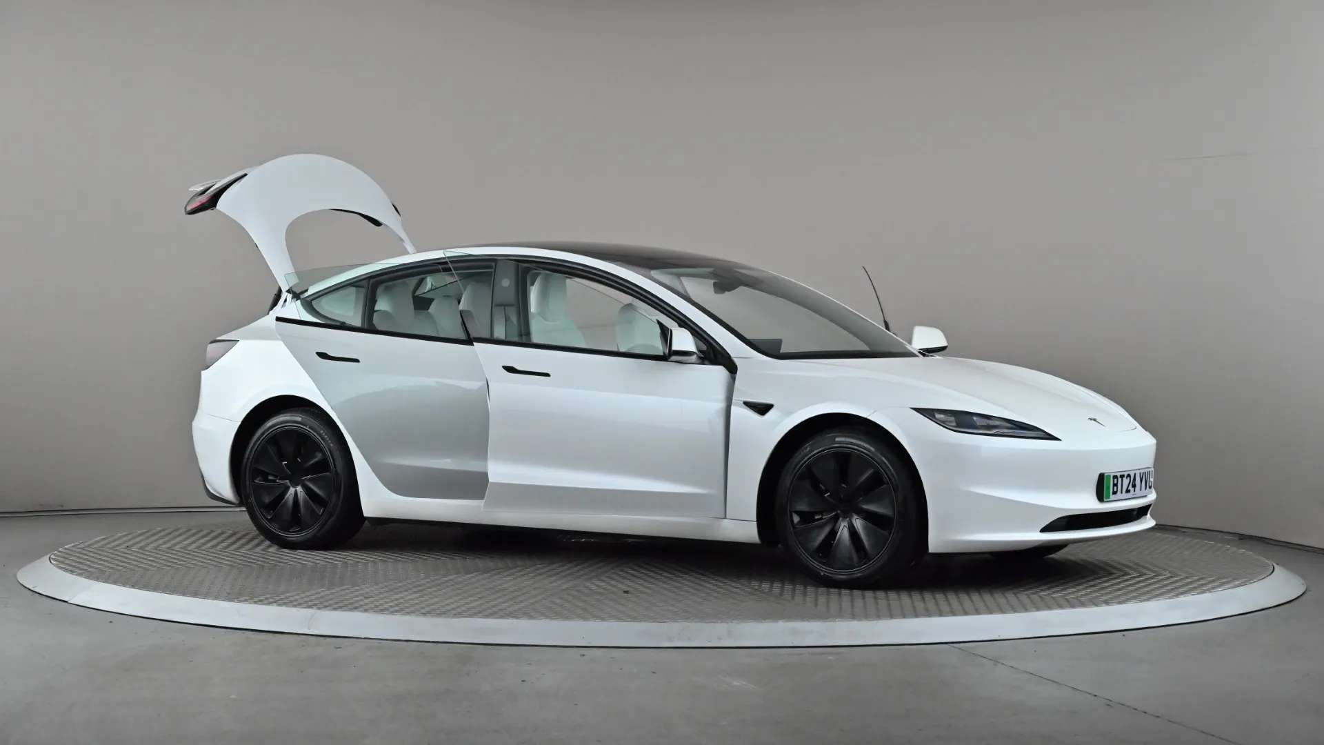 2024 TESLA MODEL 3 2024 TESLA MODEL 3