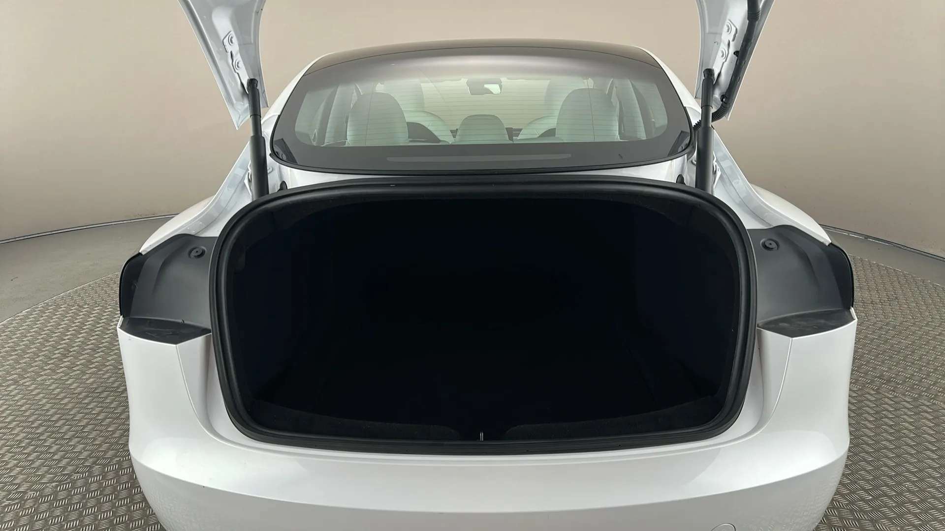 2024 TESLA MODEL 3 2024 TESLA MODEL 3