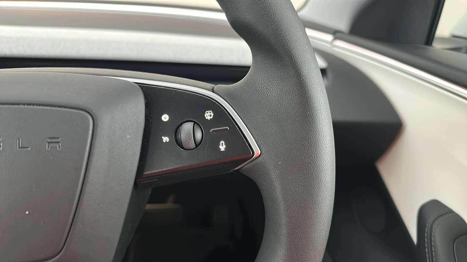 2024 TESLA MODEL 3 2024 TESLA MODEL 3