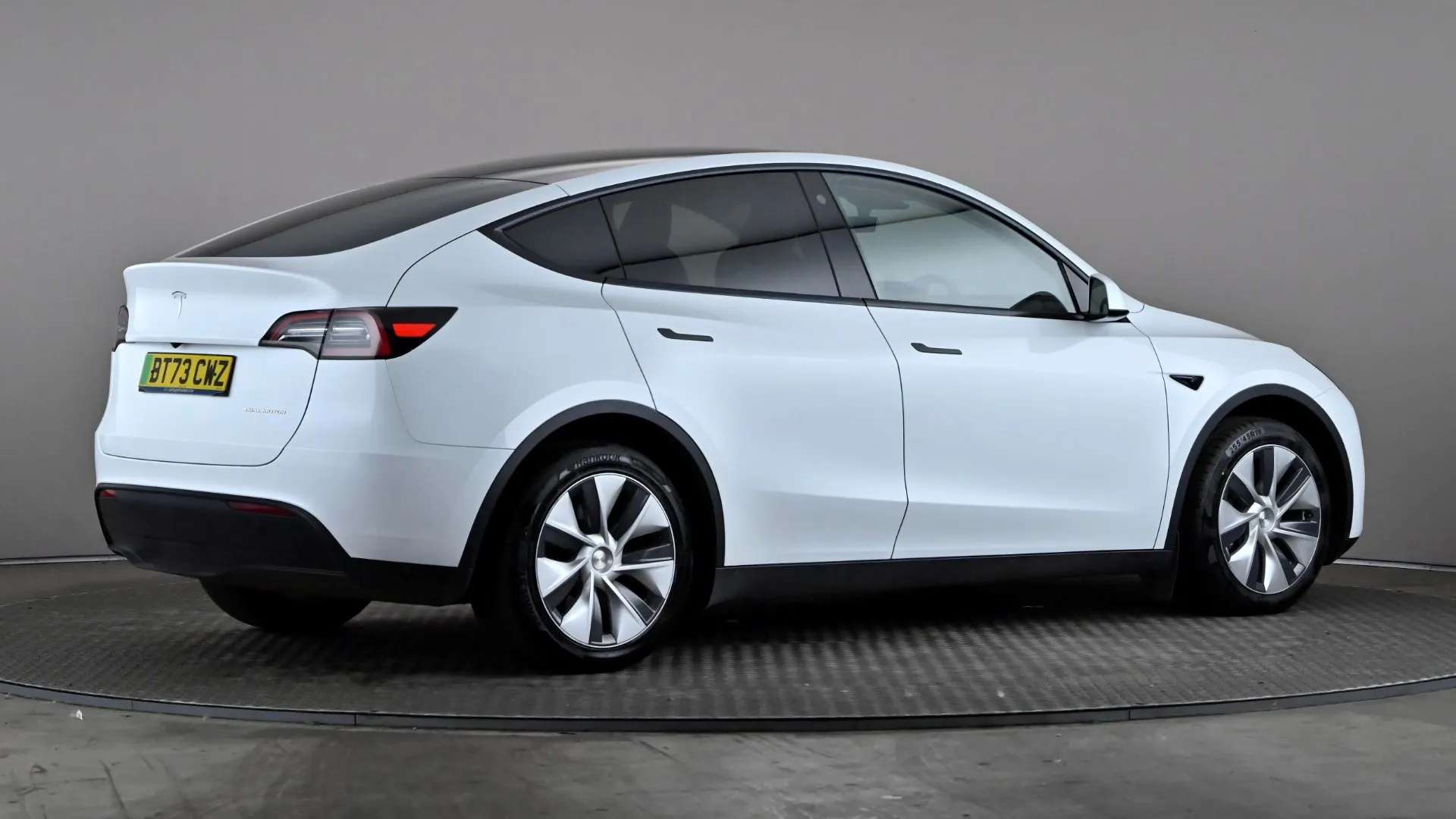 2023 TESLA MODEL Y 2023 TESLA MODEL Y