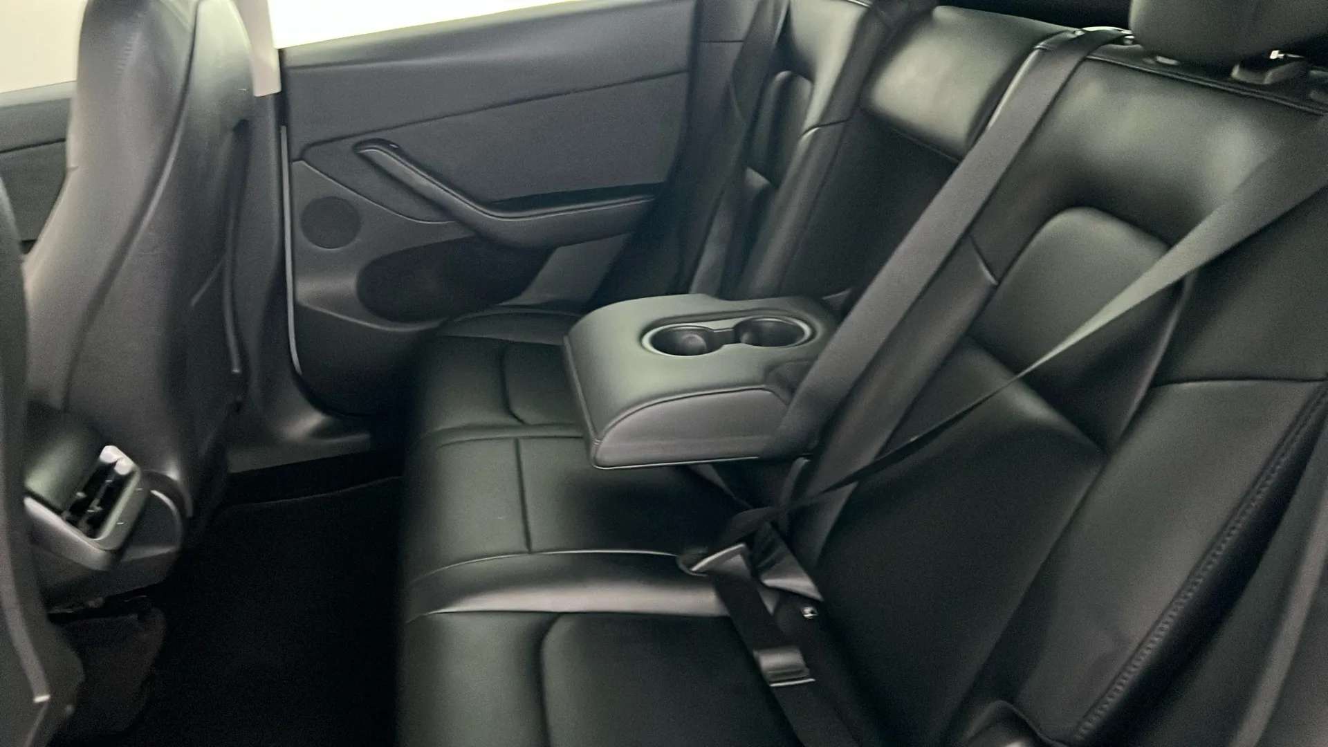 2023 TESLA MODEL Y 2023 TESLA MODEL Y