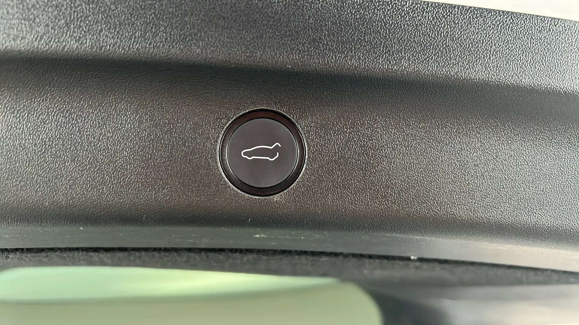 2023 TESLA MODEL Y 2023 TESLA MODEL Y