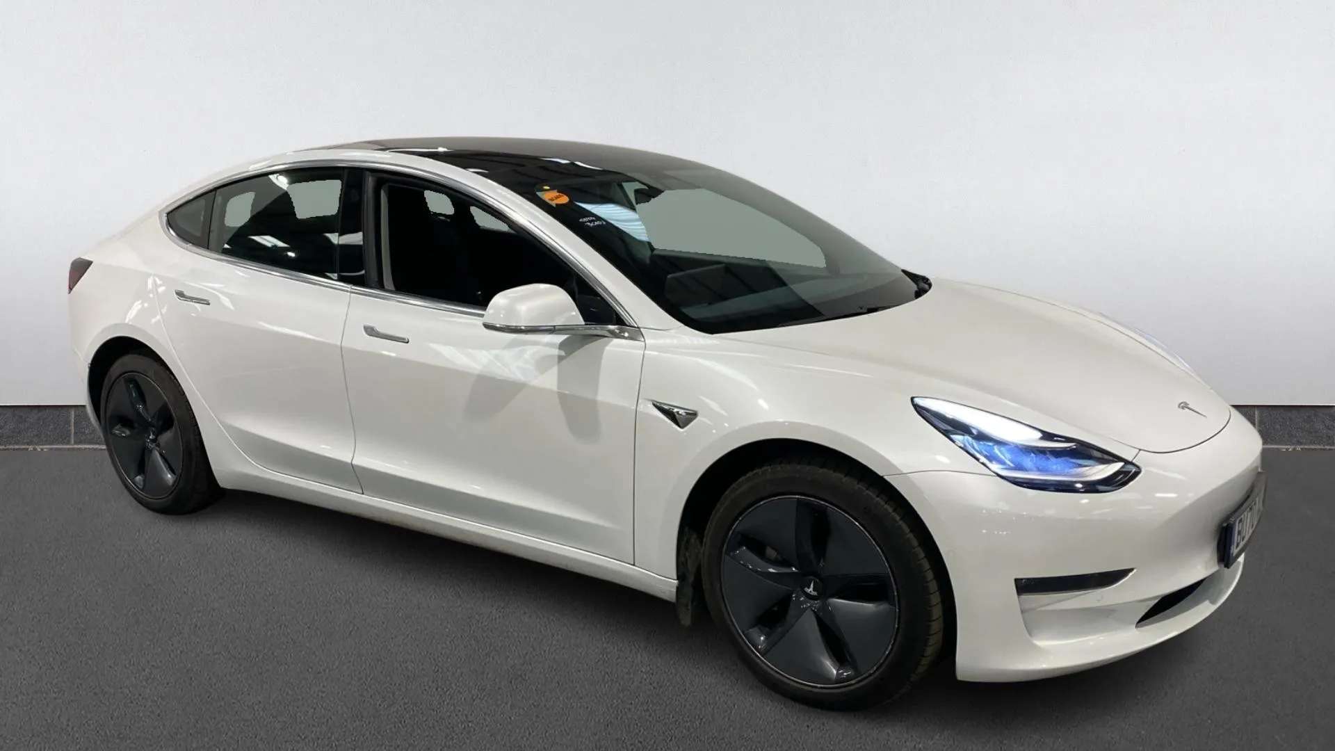 A 2020 TESLA MODEL 3 Long Range AWD Auto A 2020 TESLA MODEL 3 Long Range AWD Auto