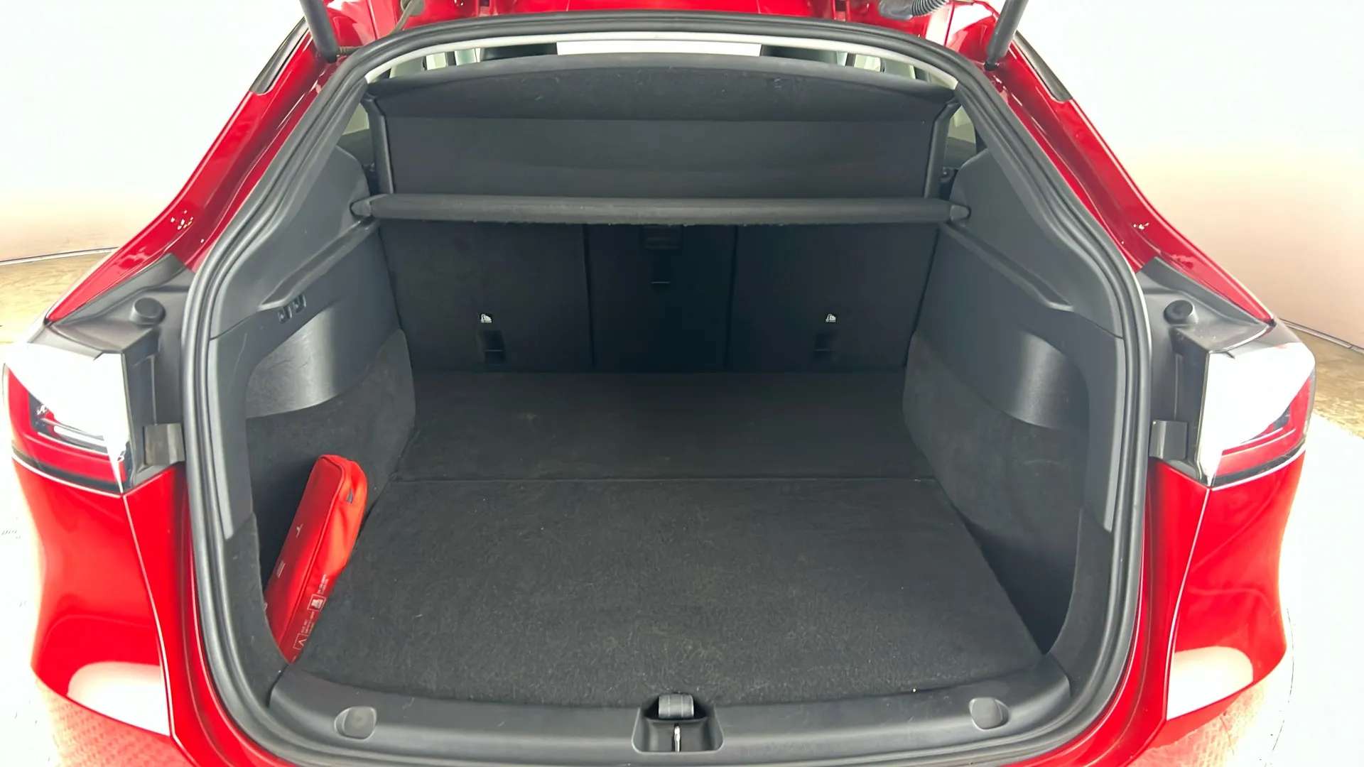 2023 TESLA MODEL Y 2023 TESLA MODEL Y