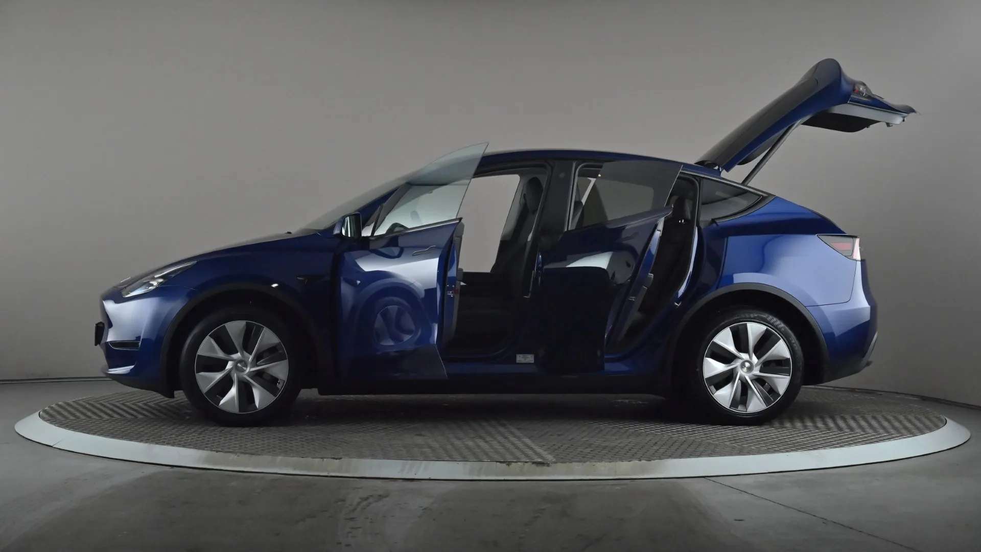 2024 TESLA MODEL Y 2024 TESLA MODEL Y