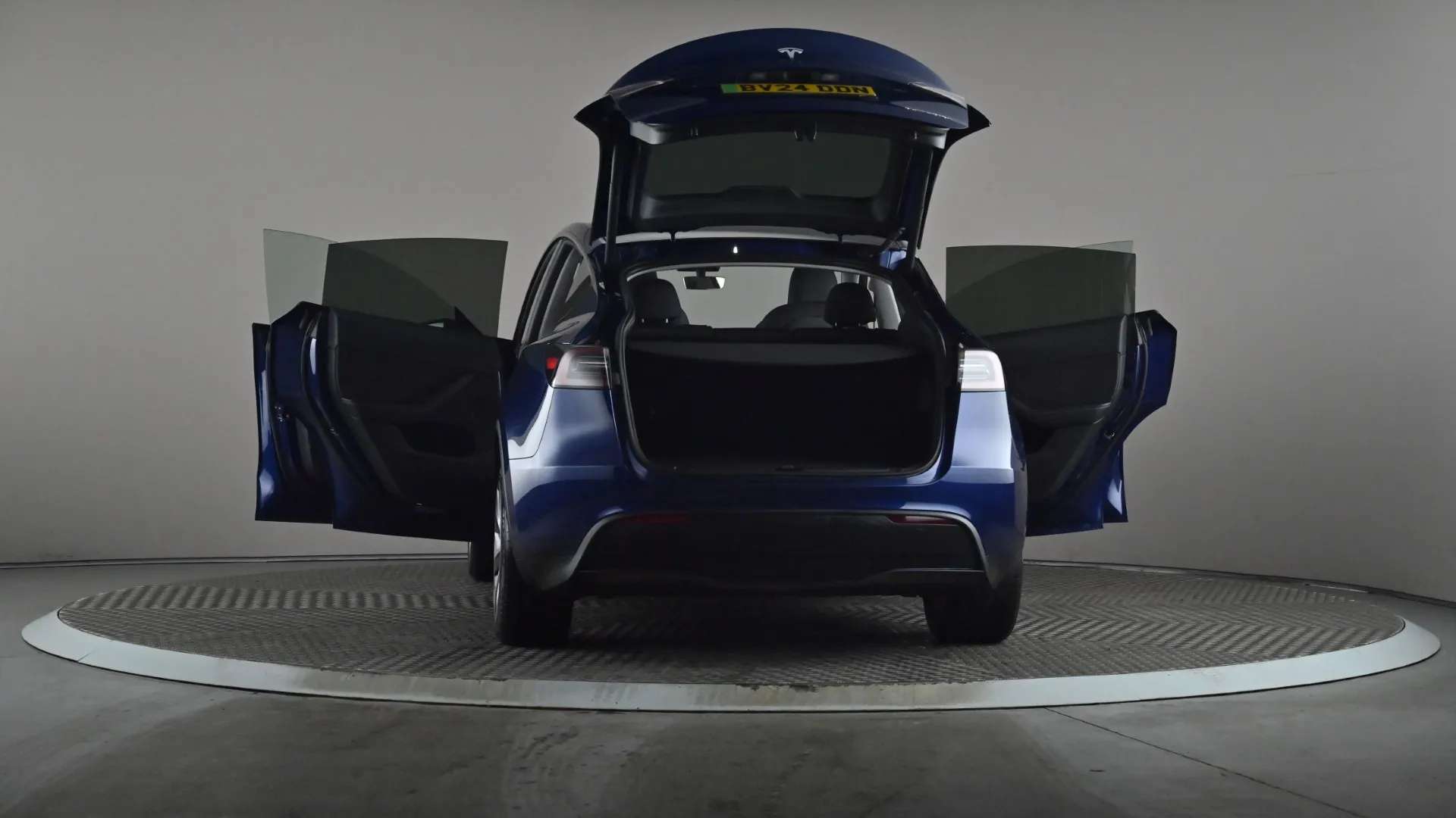 2024 TESLA MODEL Y 2024 TESLA MODEL Y
