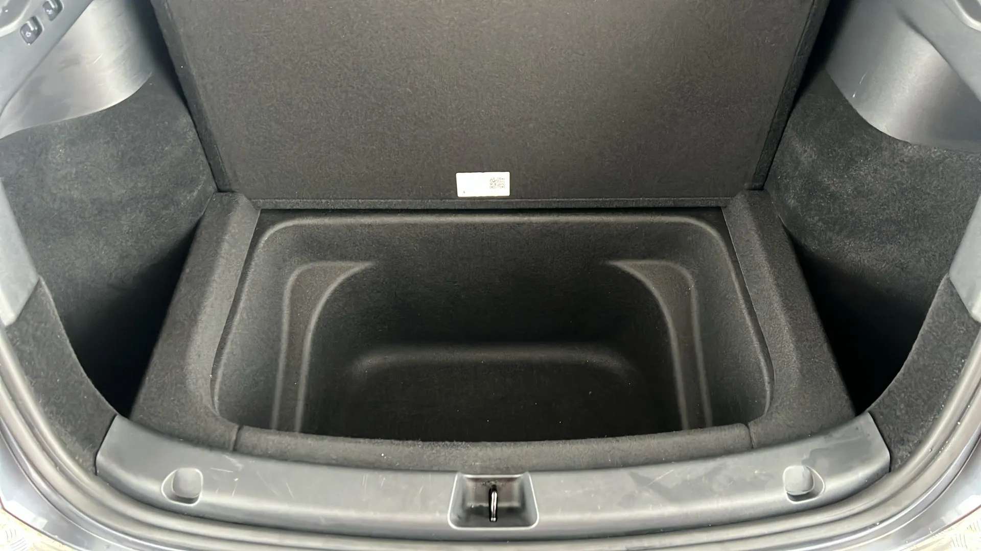 2023 TESLA MODEL Y 2023 TESLA MODEL Y