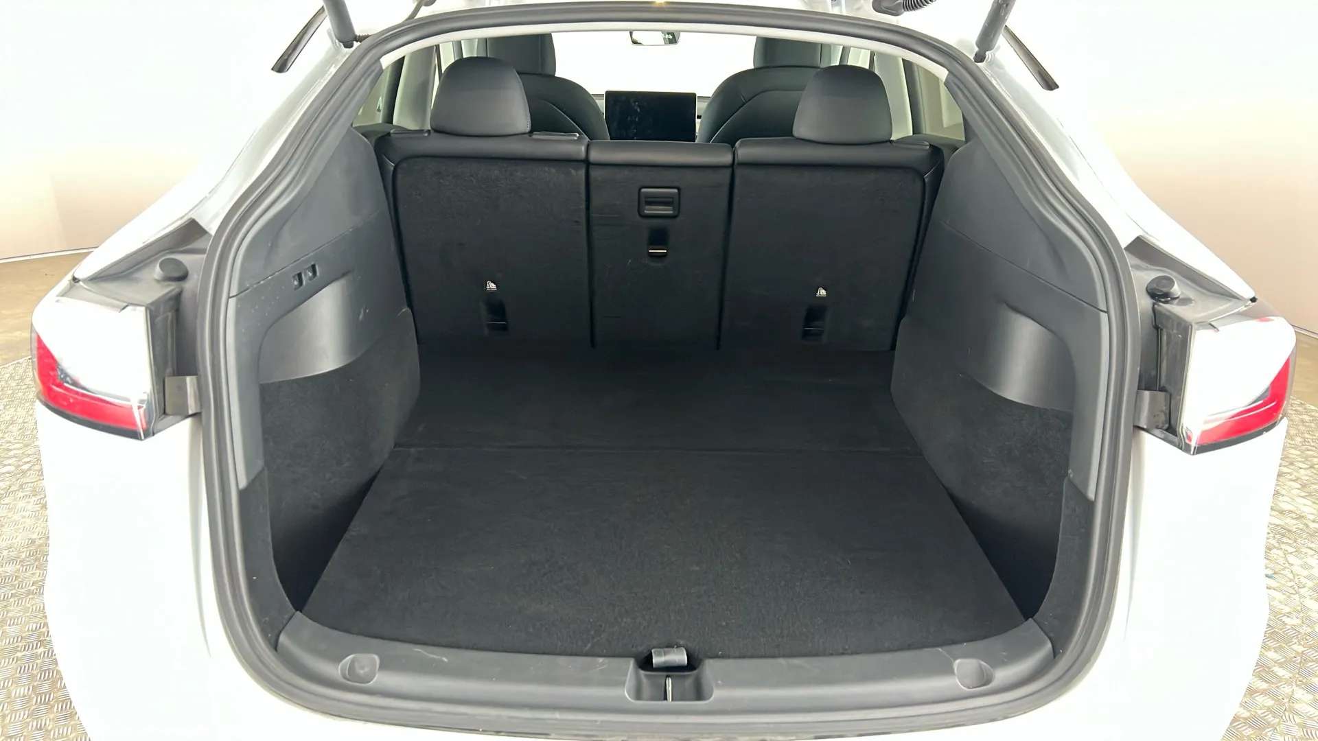 2022 TESLA MODEL Y 2022 TESLA MODEL Y