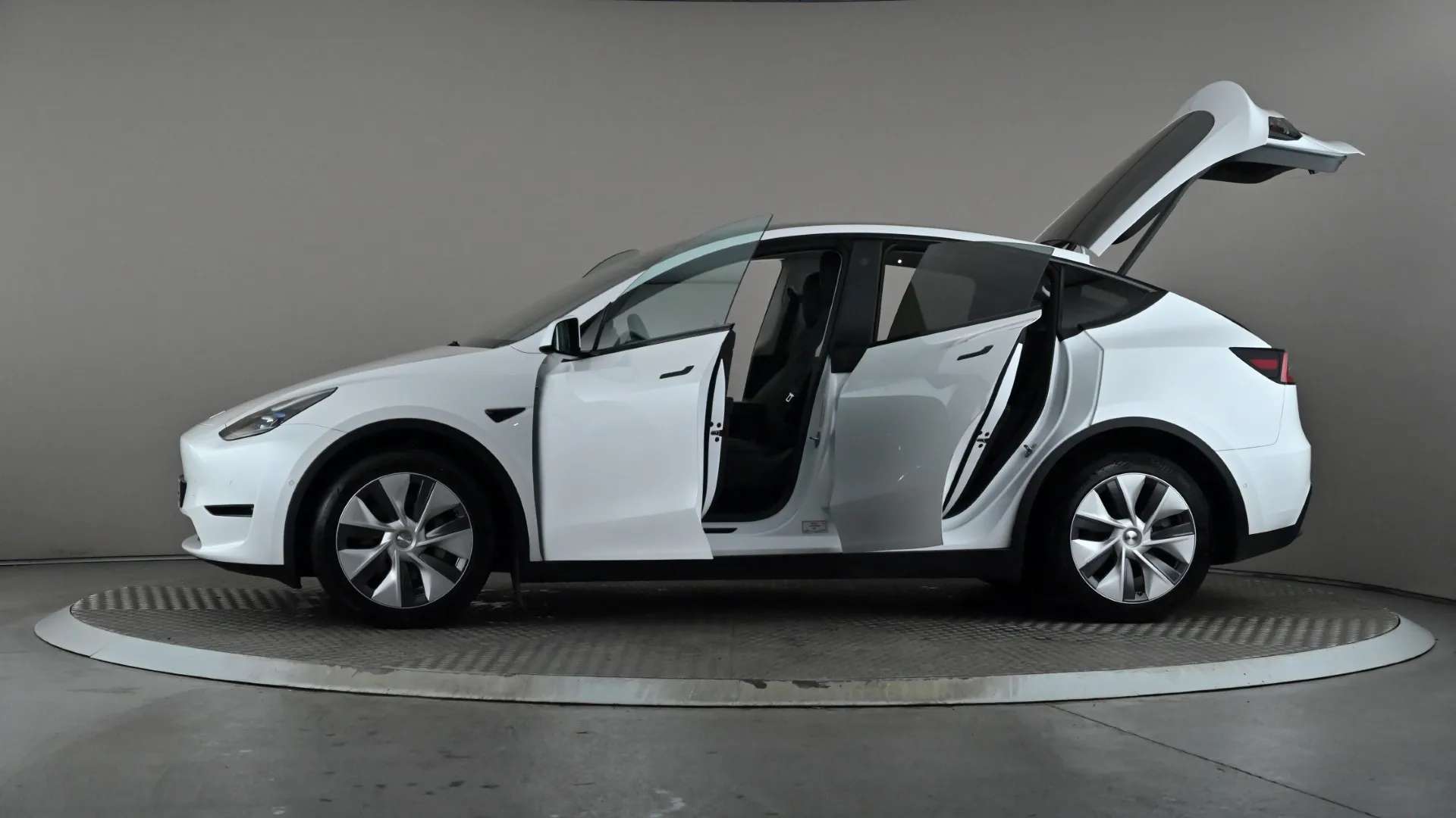 2022 TESLA MODEL Y 2022 TESLA MODEL Y