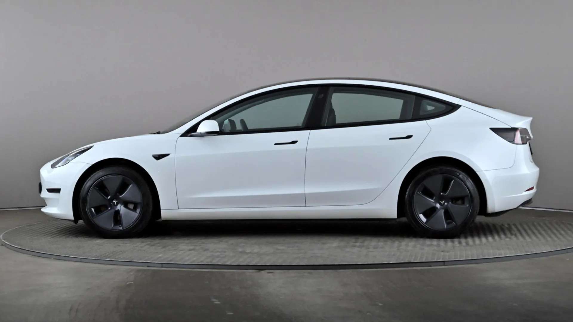 A 2022 TESLA MODEL 3 Long Range AWD Auto A 2022 TESLA MODEL 3 Long Range AWD Auto
