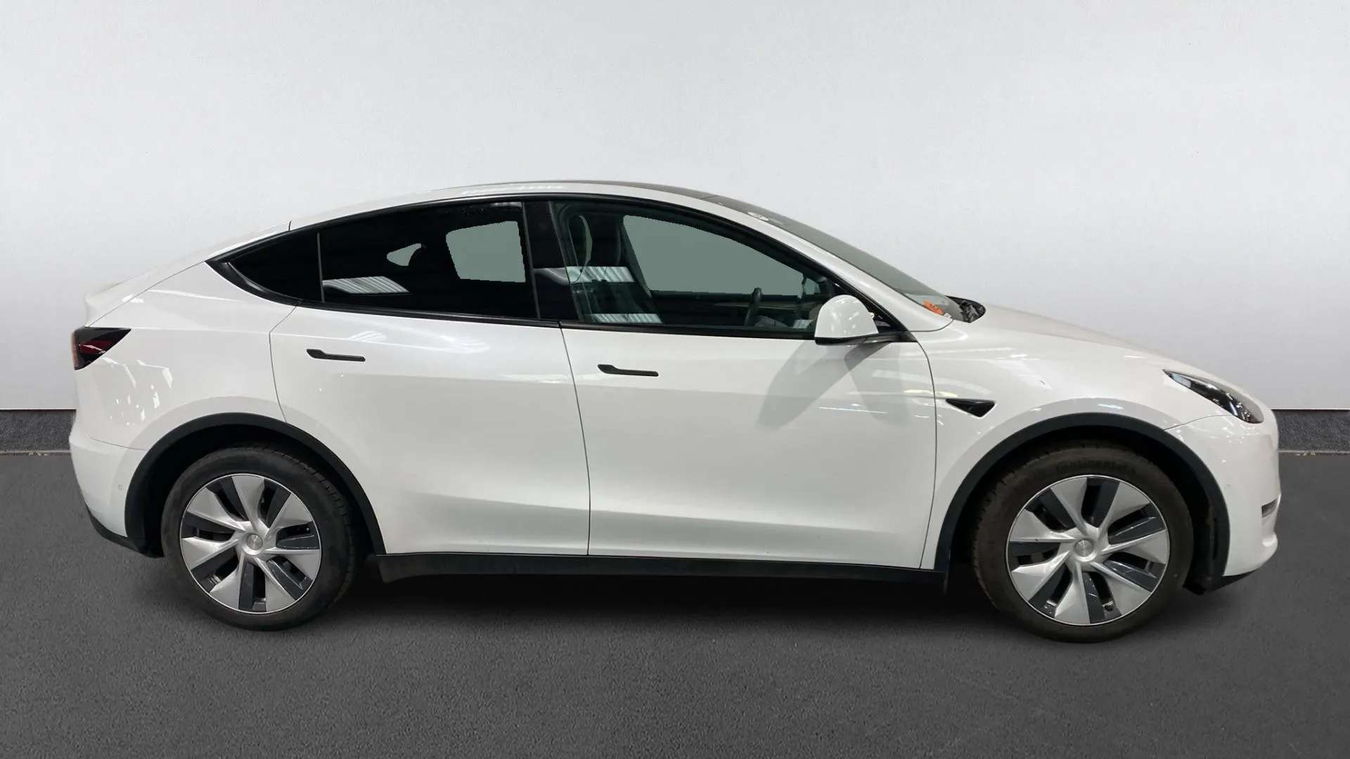 A 2022 TESLA MODEL Y Long Range AWD Auto A 2022 TESLA MODEL Y Long Range AWD Auto