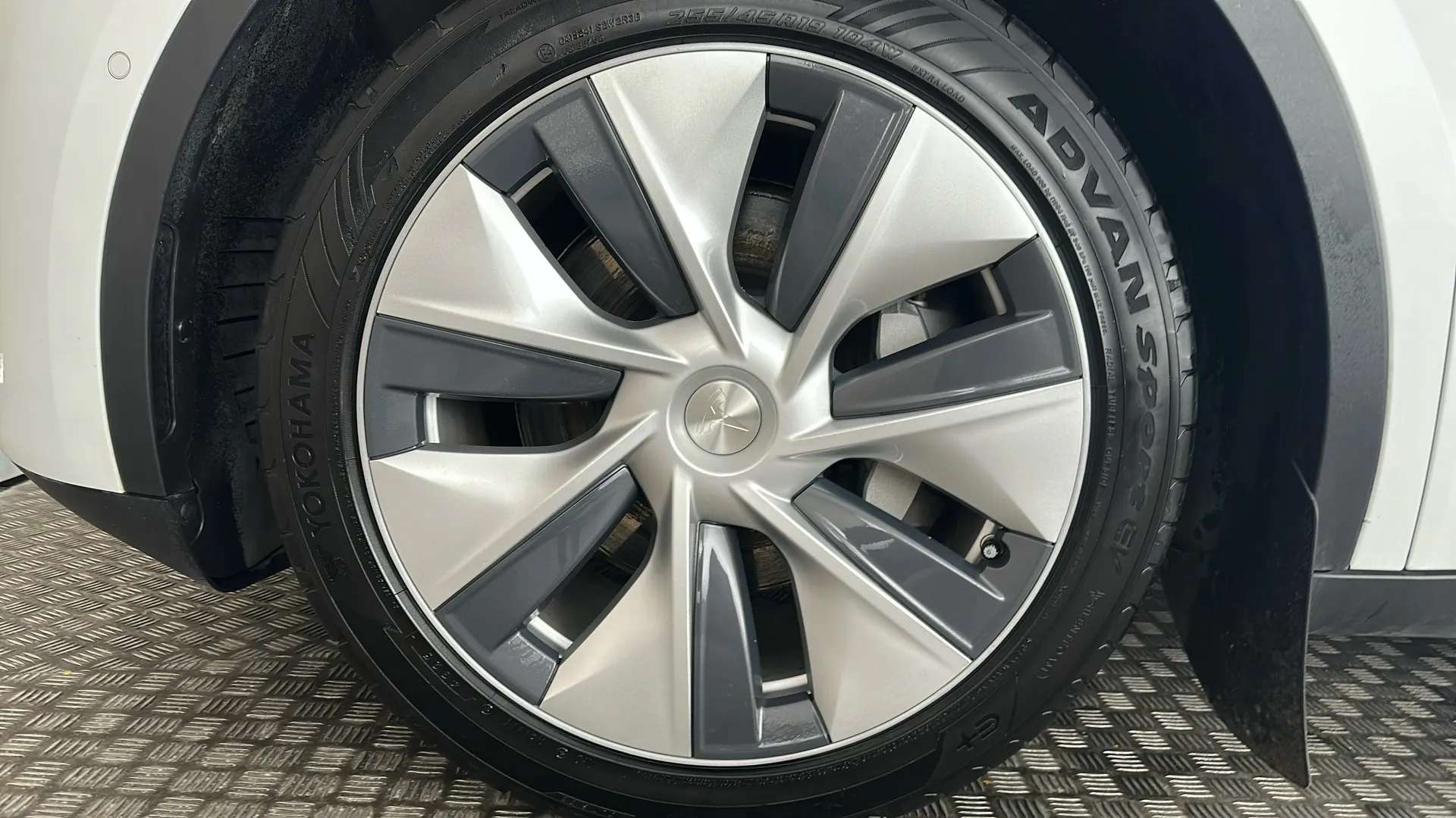 2022 TESLA MODEL Y 2022 TESLA MODEL Y